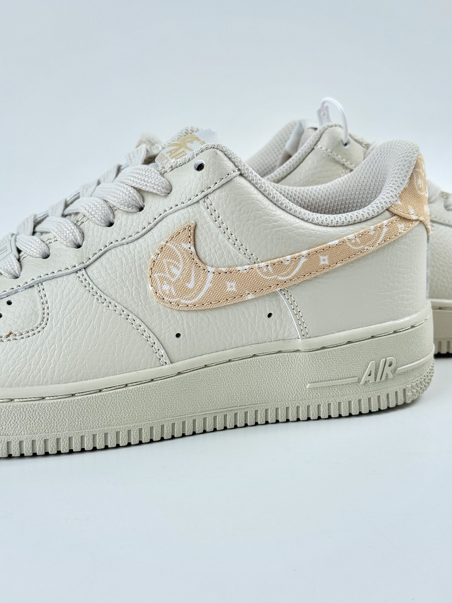 Nike Air Force 1 Low 07 米白  IH2051-072