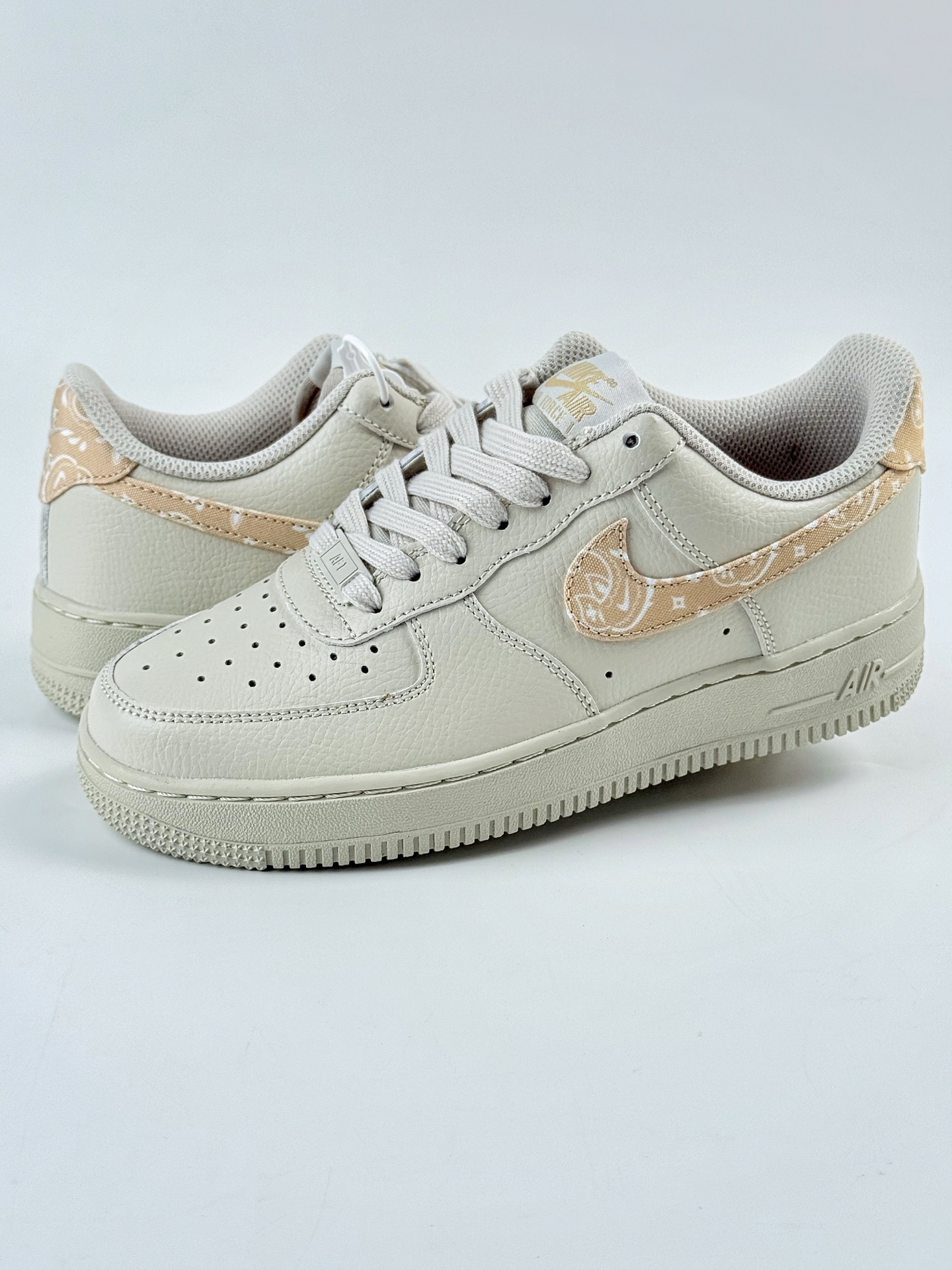 Nike Air Force 1 Low 07 米白  IH2051-072