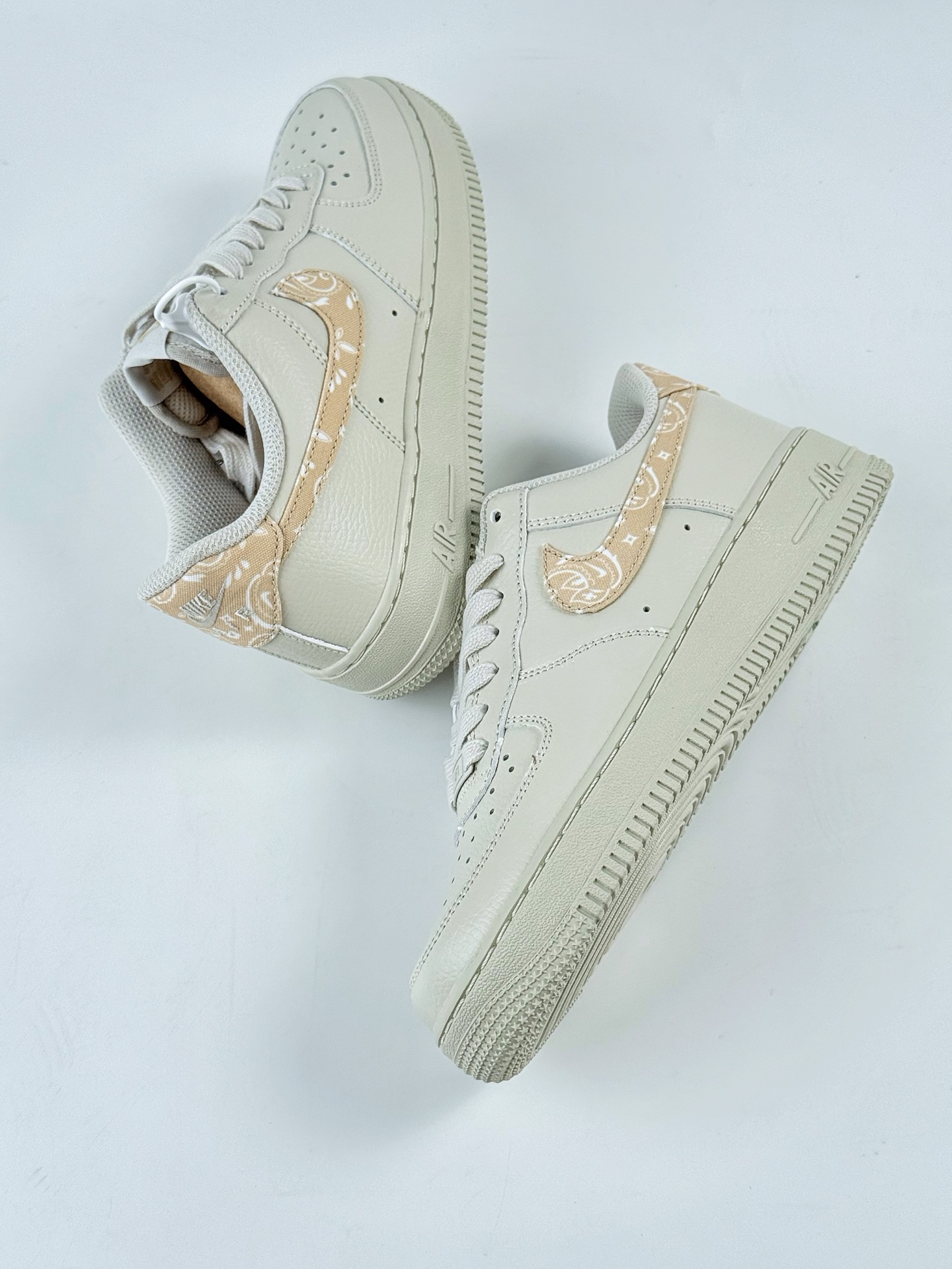 Nike Air Force 1 Low 07 米白  IH2051-072