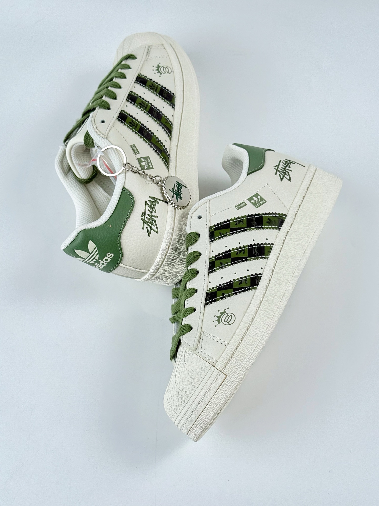 AD Originals Superstar x Stussy 白绿  XS0009