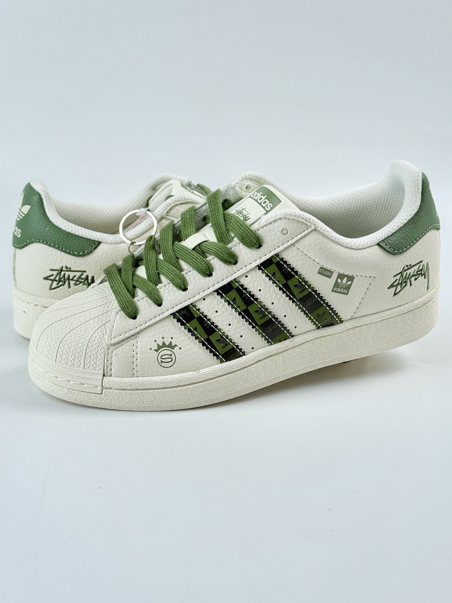 AD Originals Superstar x Stussy 白绿  XS0009