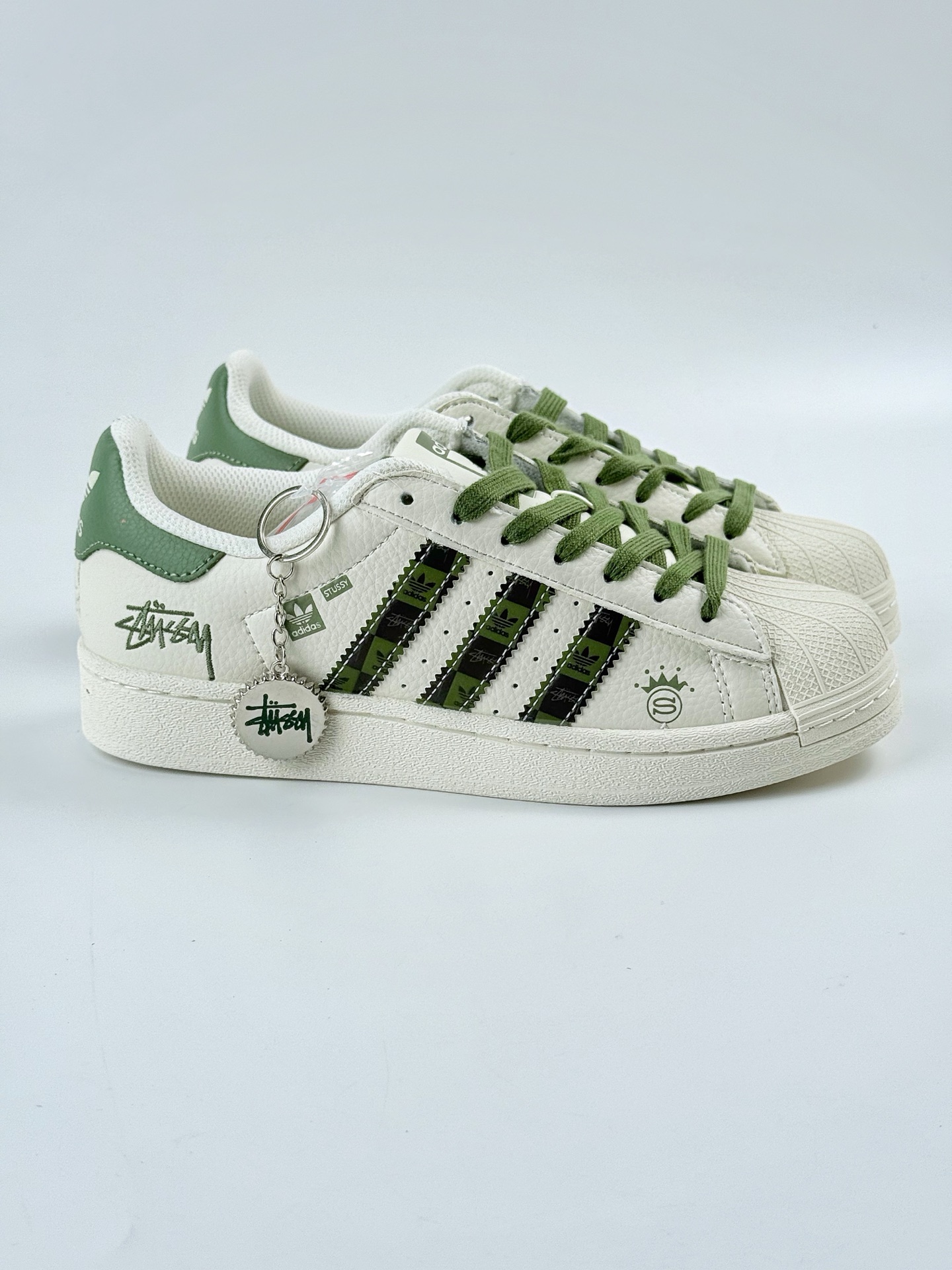 AD Originals Superstar x Stussy 白绿  XS0009