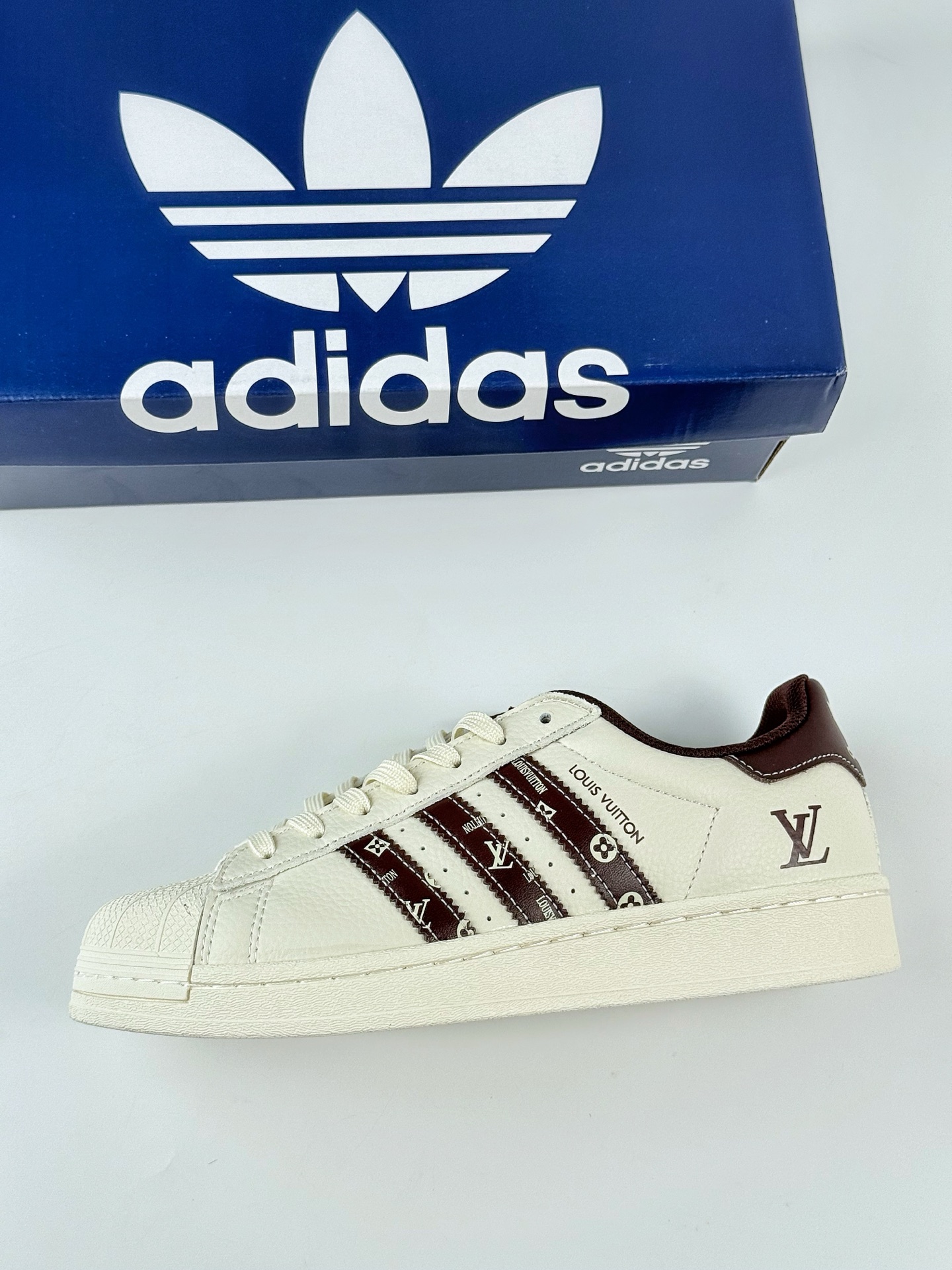 AD Originals Superstar x Louis Vuitton 白棕 XS0015 AD Originals Superstar x Louis Vuitton 白棕 XS0015