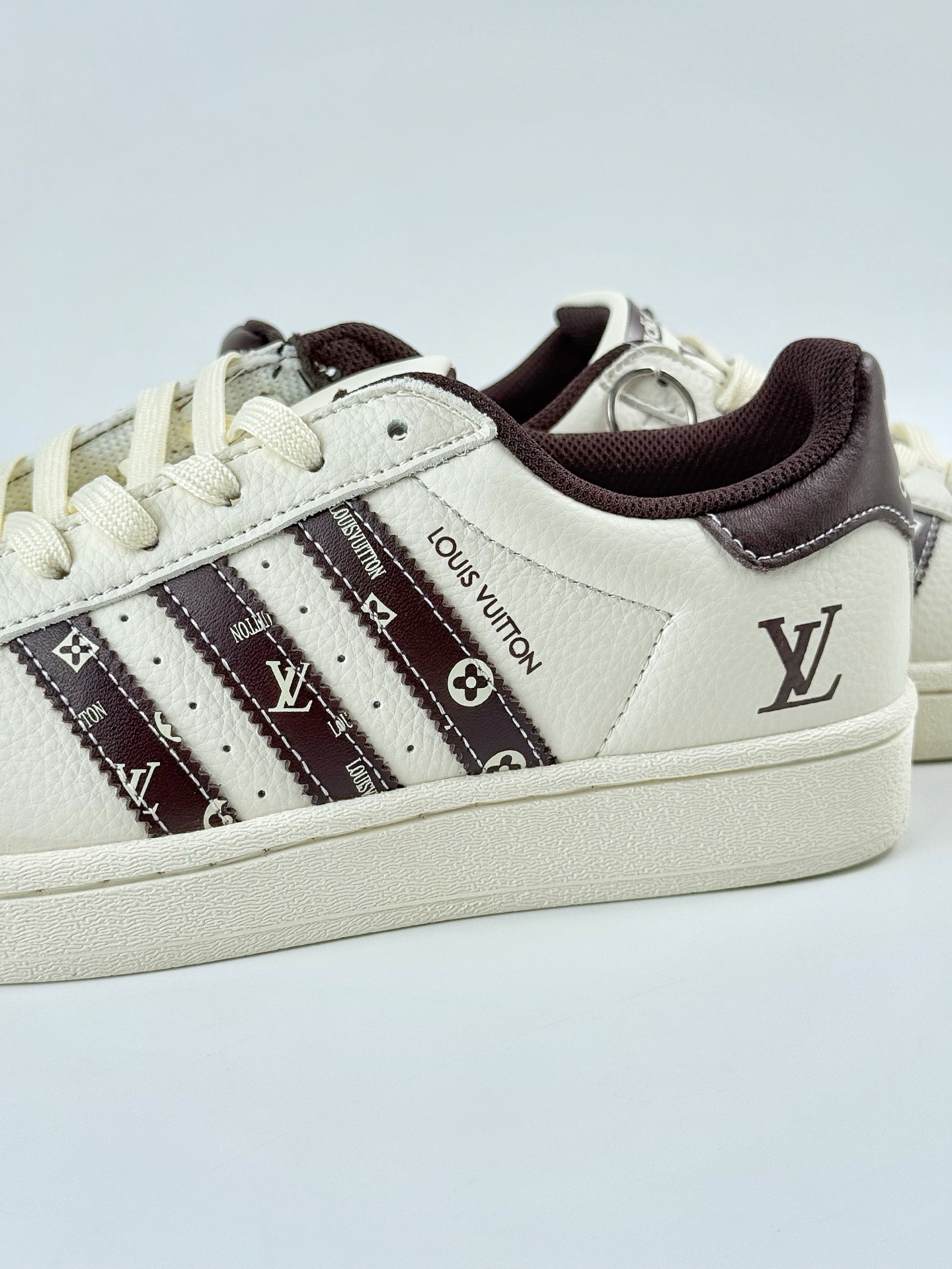 AD Originals Superstar x Louis Vuitton 白棕 XS0015 AD Originals Superstar x Louis Vuitton 白棕 XS0015