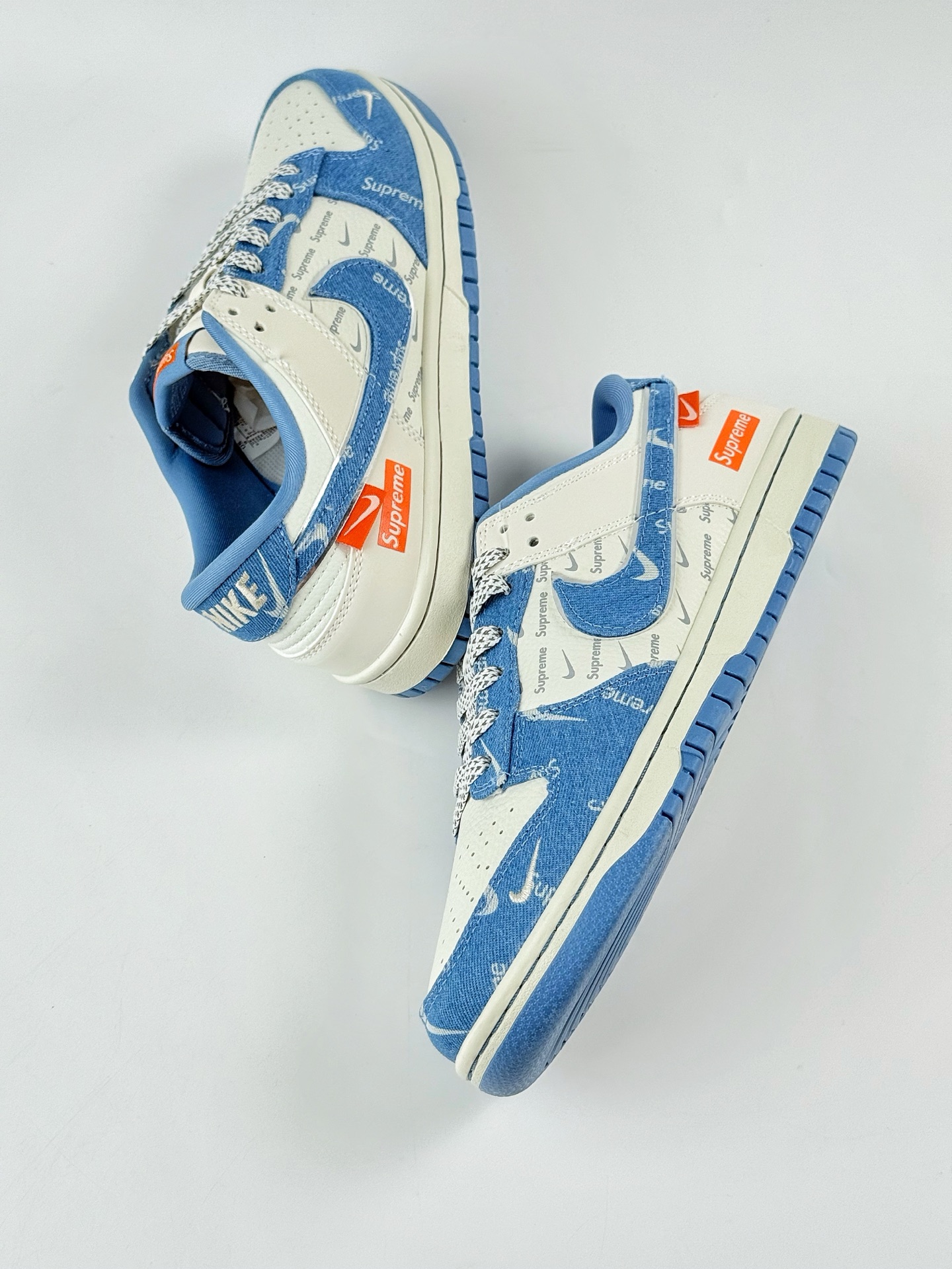Nike SB Dunk Low x Supreme 蓝白小勾满天星 SC9207-416