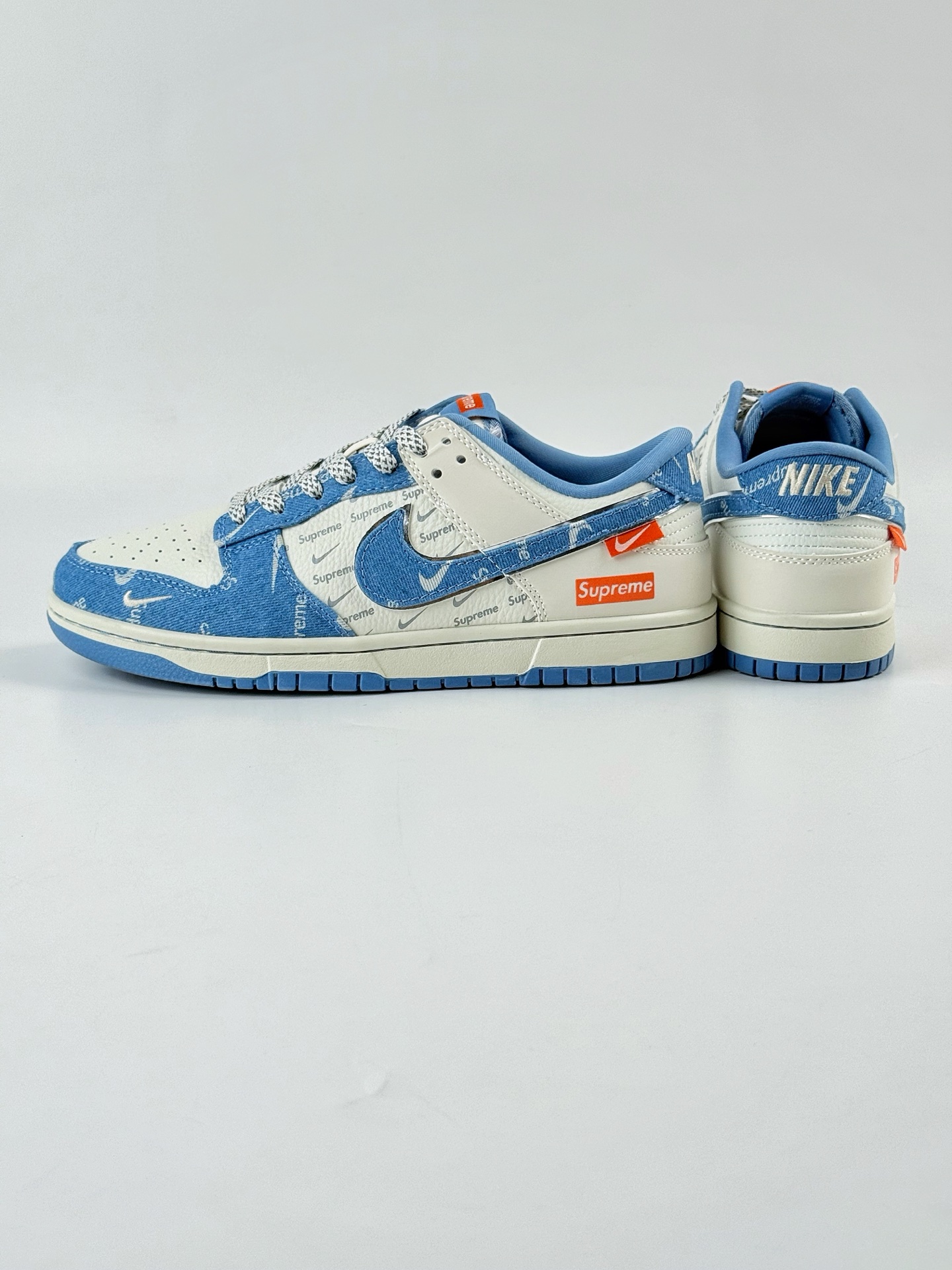 Nike SB Dunk Low x Supreme 蓝白小勾满天星 SC9207-416