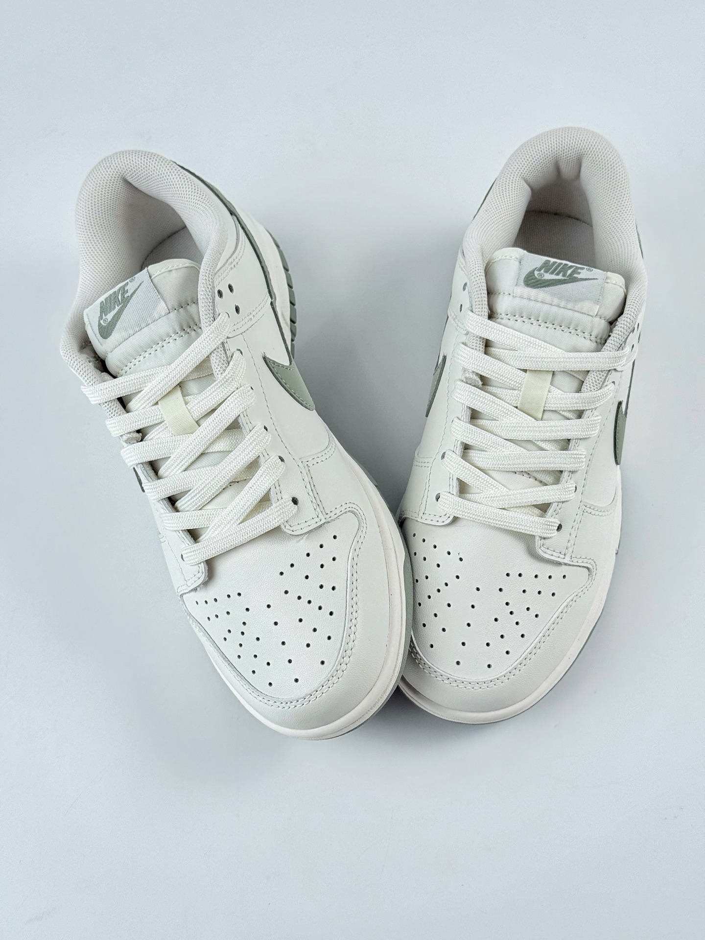 Nike SB Dunk Low 白绿  WG0406-021