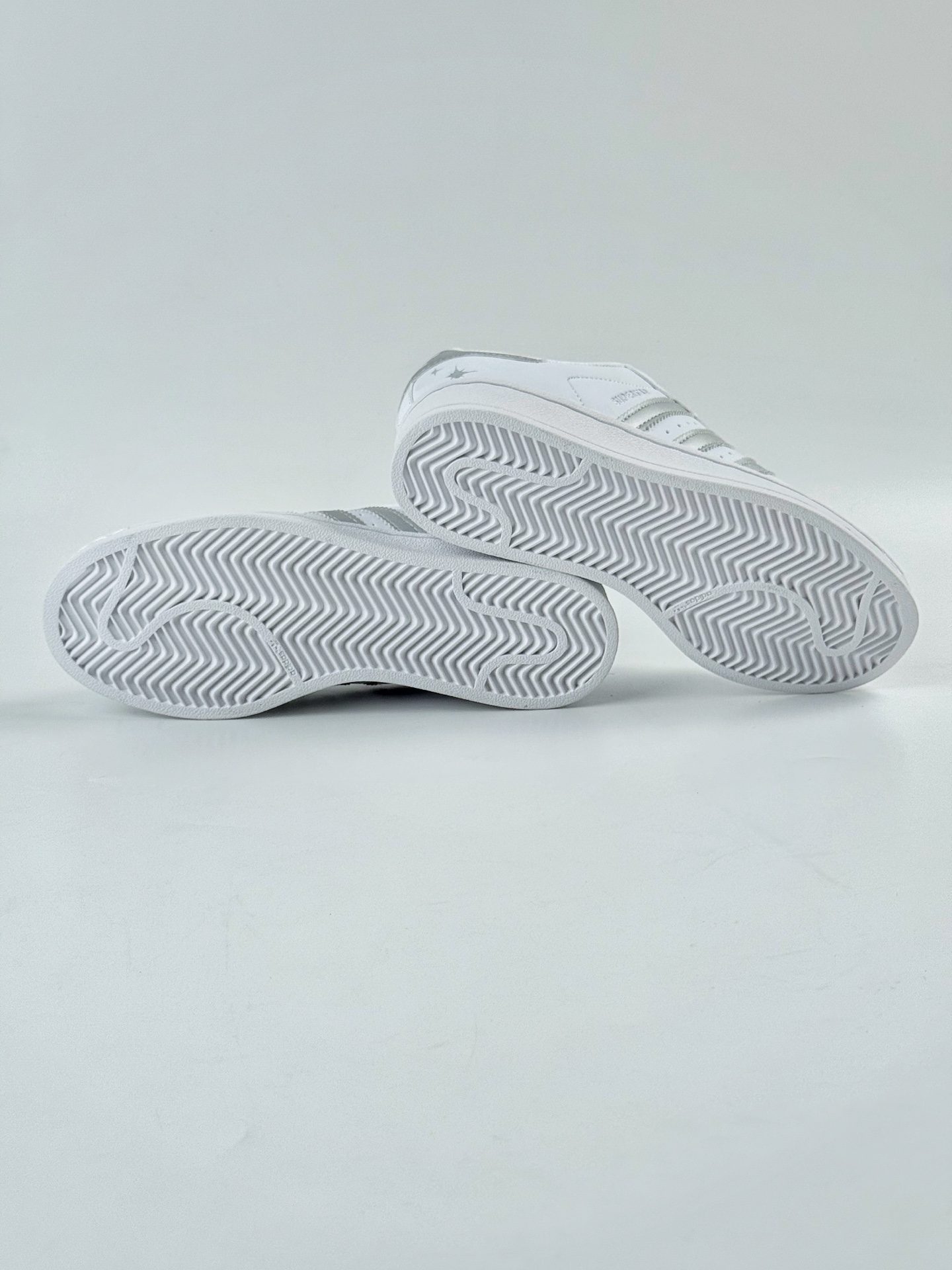 AD Originals Superstar W 贝壳头 白银  JQ8777