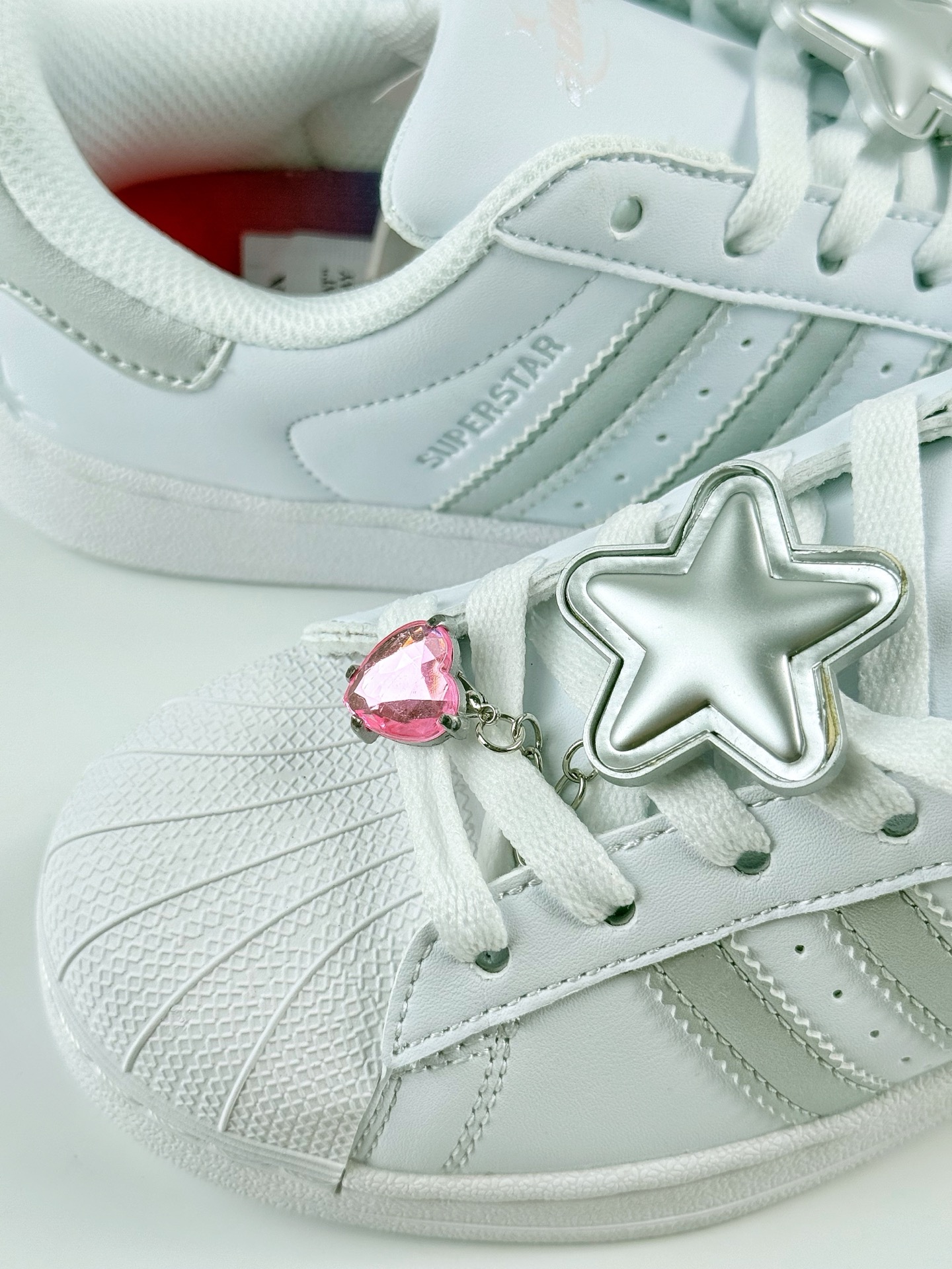 AD Originals Superstar W 贝壳头 白银  JQ8777