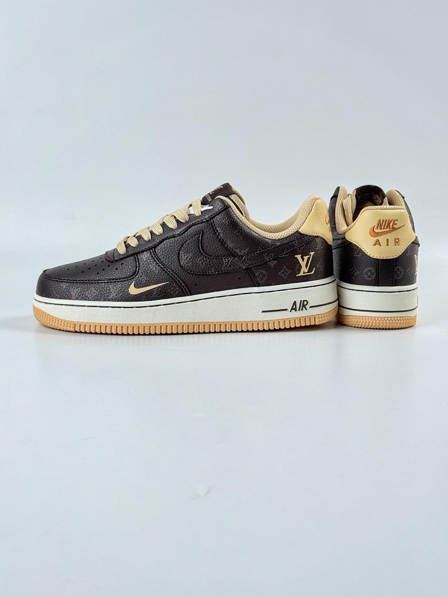 Nike Air Force 1 Low 07 x Louis Vuitton 黑棕小勾  LW9279-007