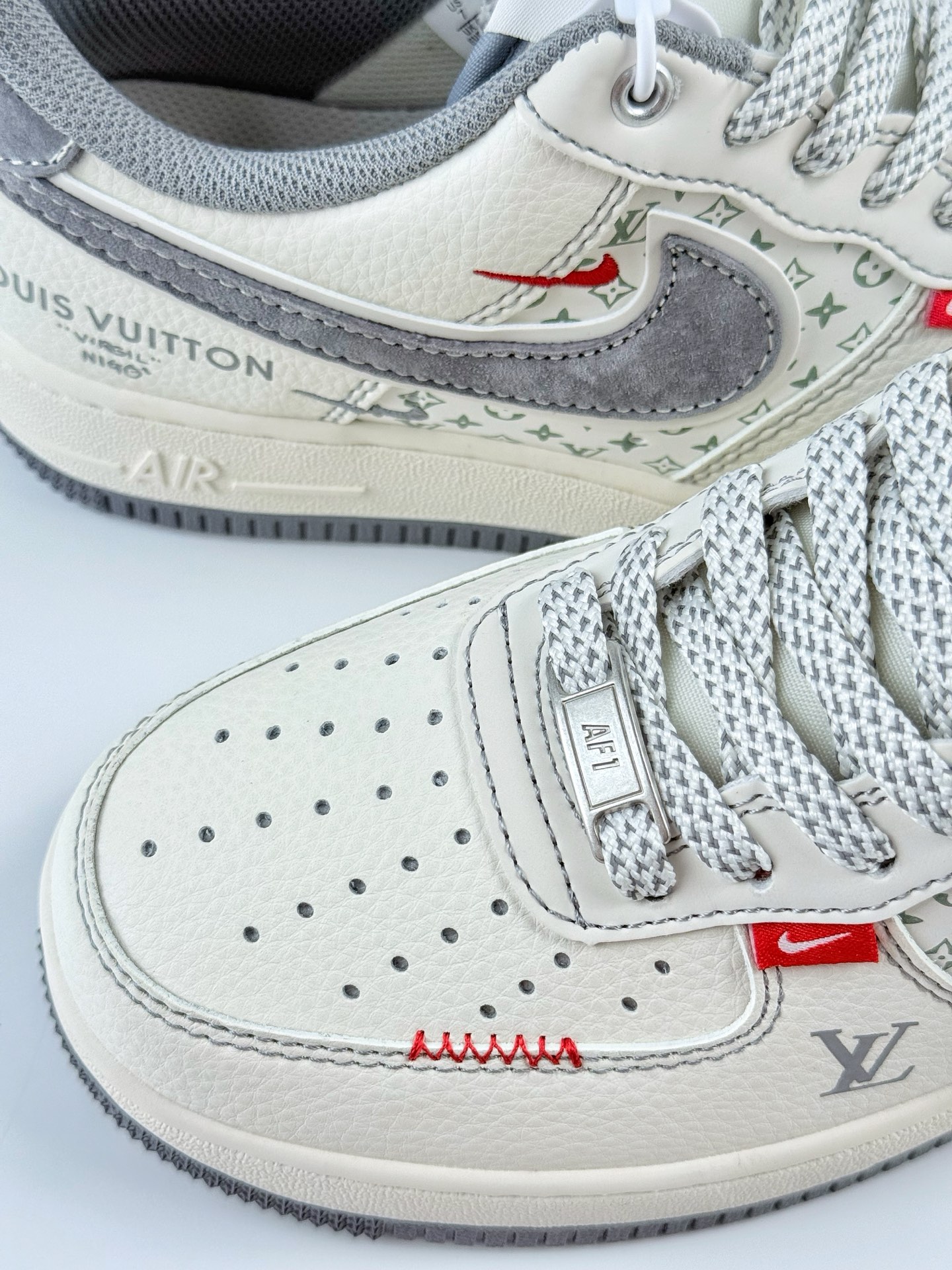 Nike Air Force 1 Low 07 x Louis Vuitton 白灰双小勾满天星  YX5066-350