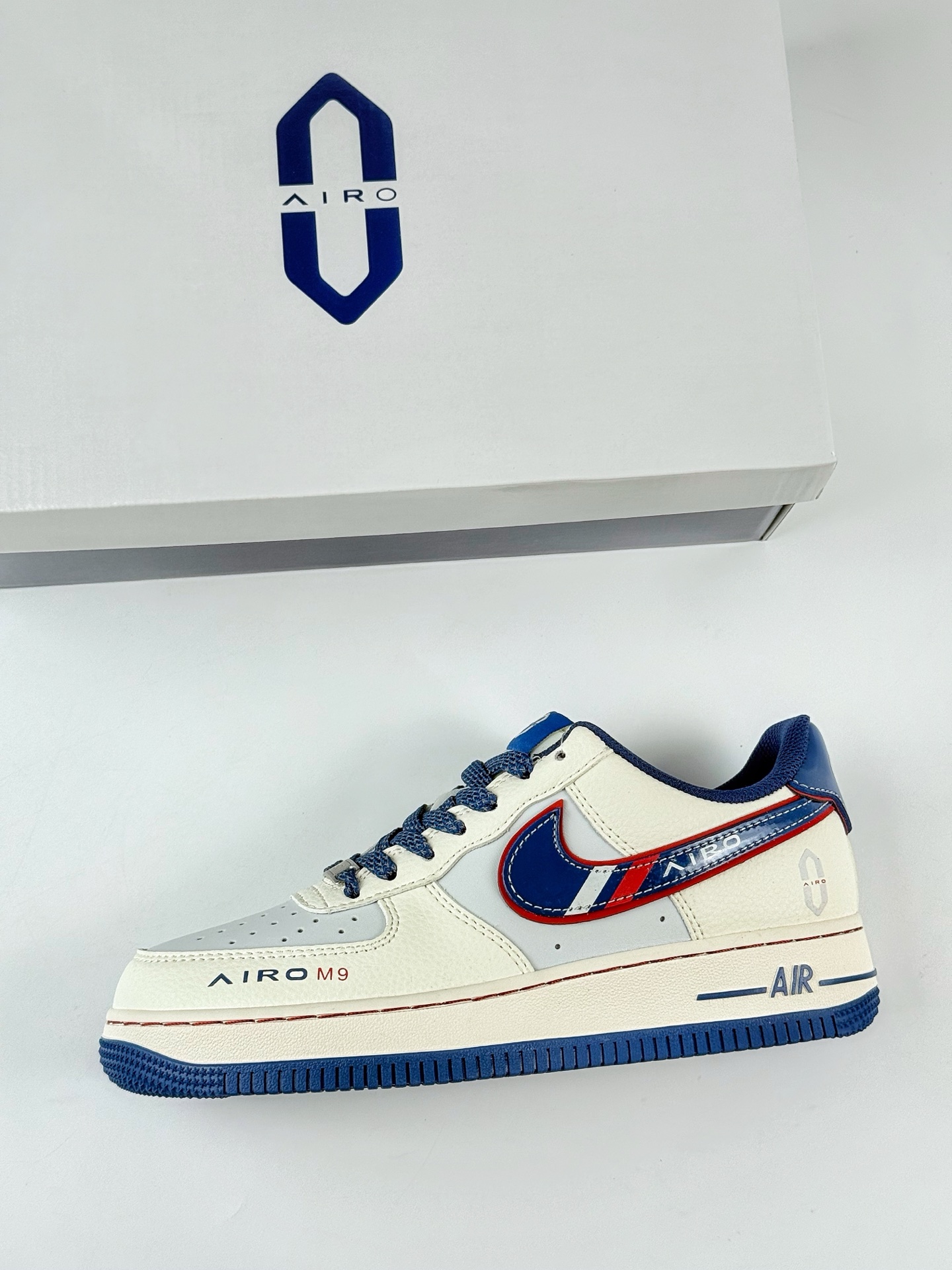 Nike Air Force 1 Low 07 问界M9 白蓝红满天星 XS1958-611-莆田鞋,莆田鞋货源,高仿鞋,高仿鞋货源,安福档口,莆田高仿鞋,莆田鞋批发,高仿鞋批发,莆田高仿运动鞋,高仿运动鞋,莆田运动鞋 Nike Air Force 1 Low 07 问界M9 白蓝红满天星 XS1958-611