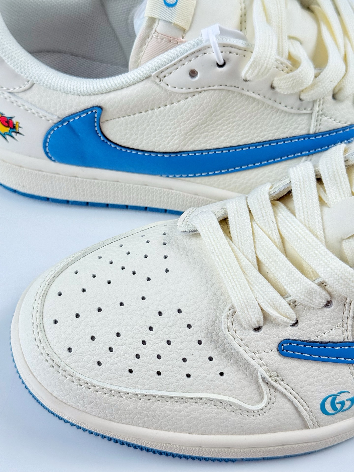 Travis Scott x Nike Air Jordan 1 Low x GUCCI Air Jordan 1 Low 反转白蓝倒钩  ZH2598-165