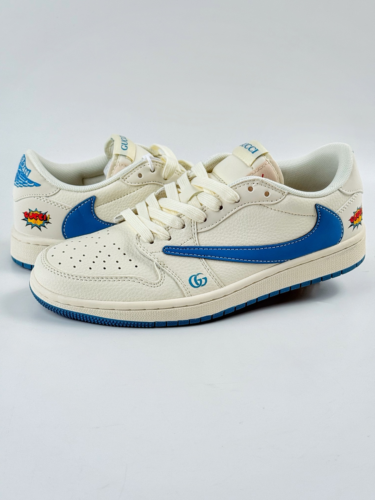 Travis Scott x Nike Air Jordan 1 Low x GUCCI Air Jordan 1 Low 反转白蓝倒钩  ZH2598-165