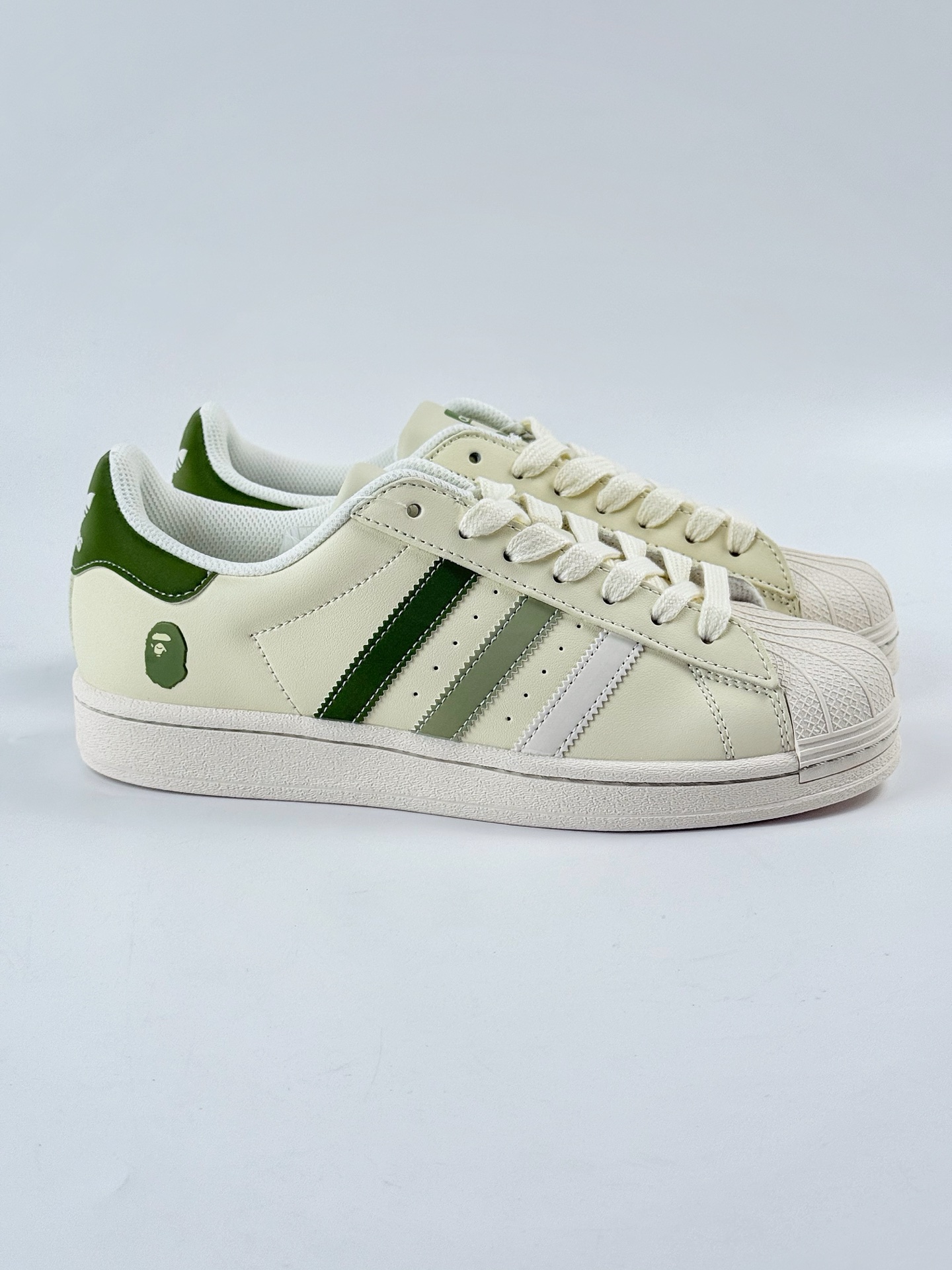 AD Originals Superstar x BAPE 白绿  HS3088