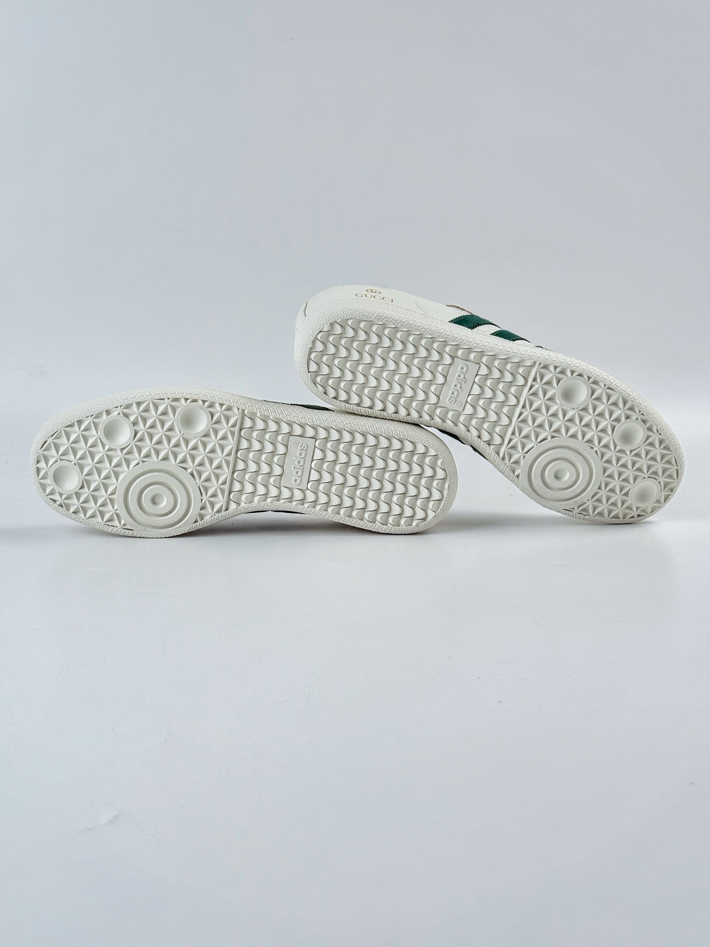 adidas originals Samba OG x GUCCI 灰白绿满天星 桑巴舞系列复古经典轻便板鞋  GJ75815