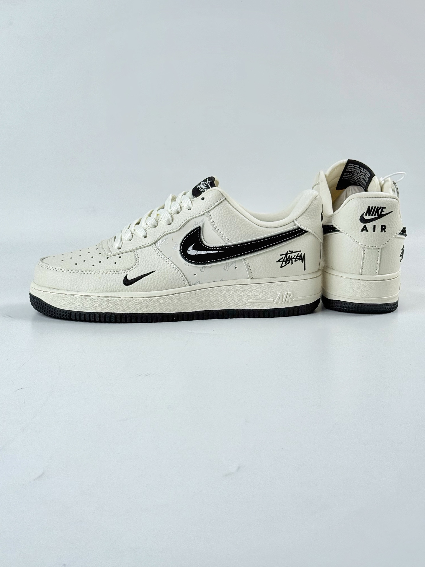 Nike Air Force 1 Low 07 x Stussy 白黑小勾  KK1988-093