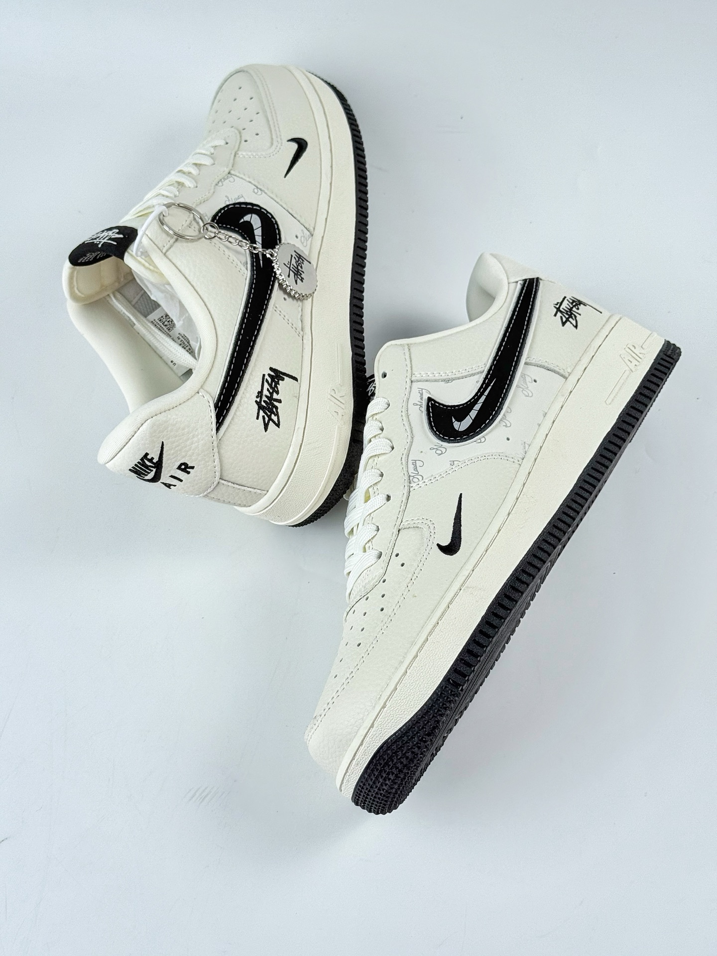 Nike Air Force 1 Low 07 x Stussy 白黑小勾  KK1988-093