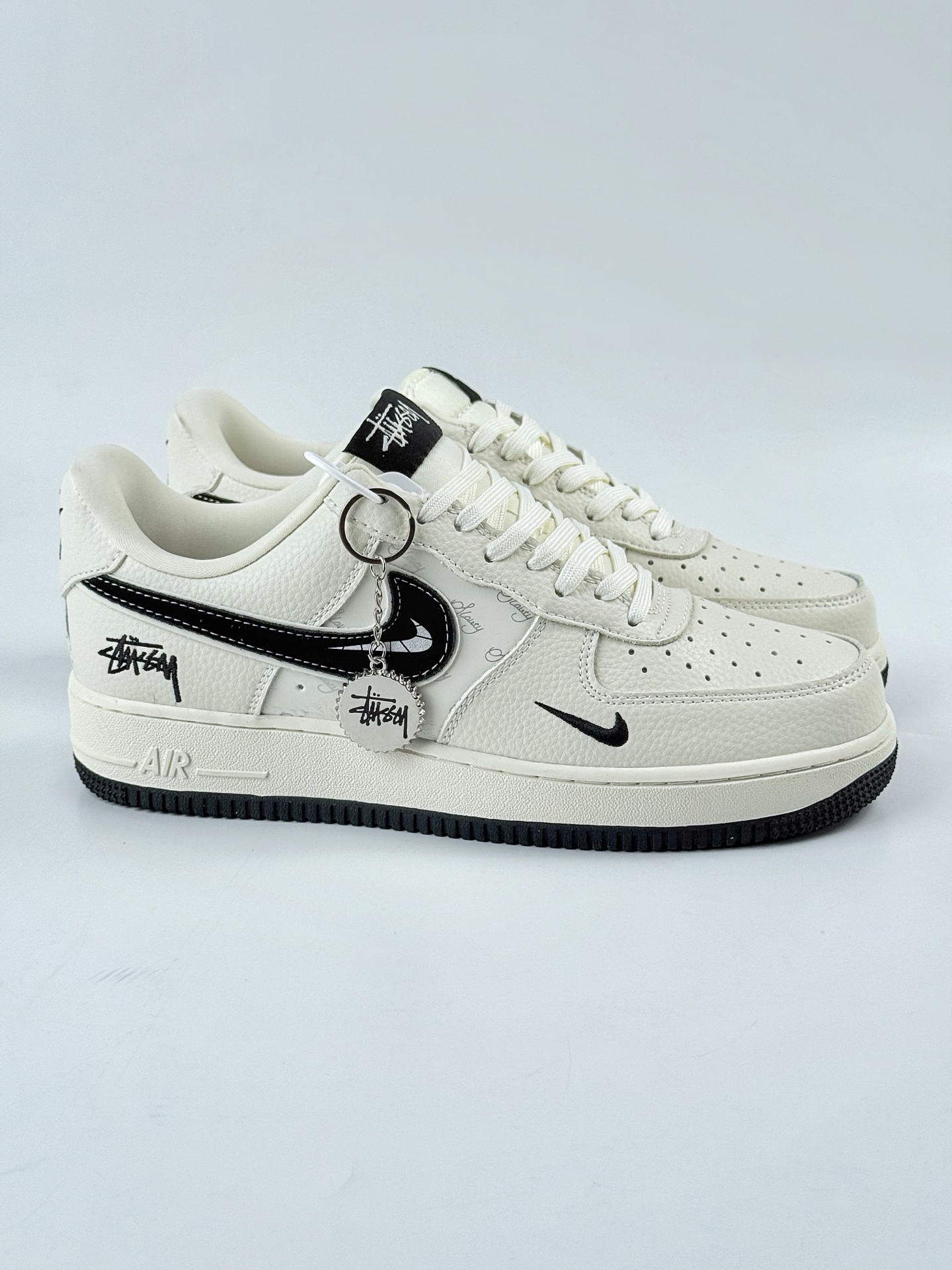 Nike Air Force 1 Low 07 x Stussy 白黑小勾  KK1988-093
