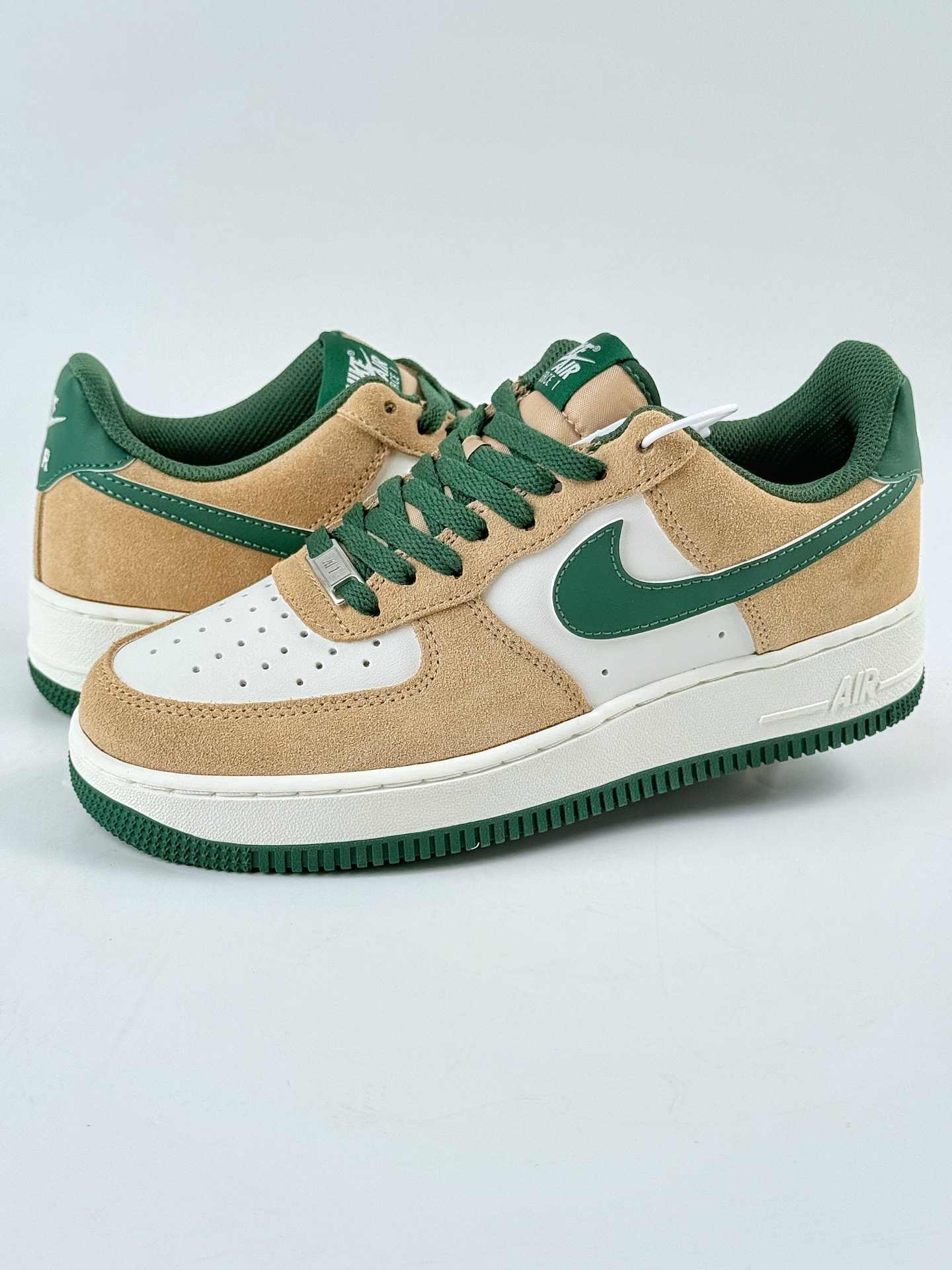 Nike Air Force 1 Low 07 棕白绿 FQ8714-203 Nike Air Force 1 Low 07 棕白绿 FQ8714-203