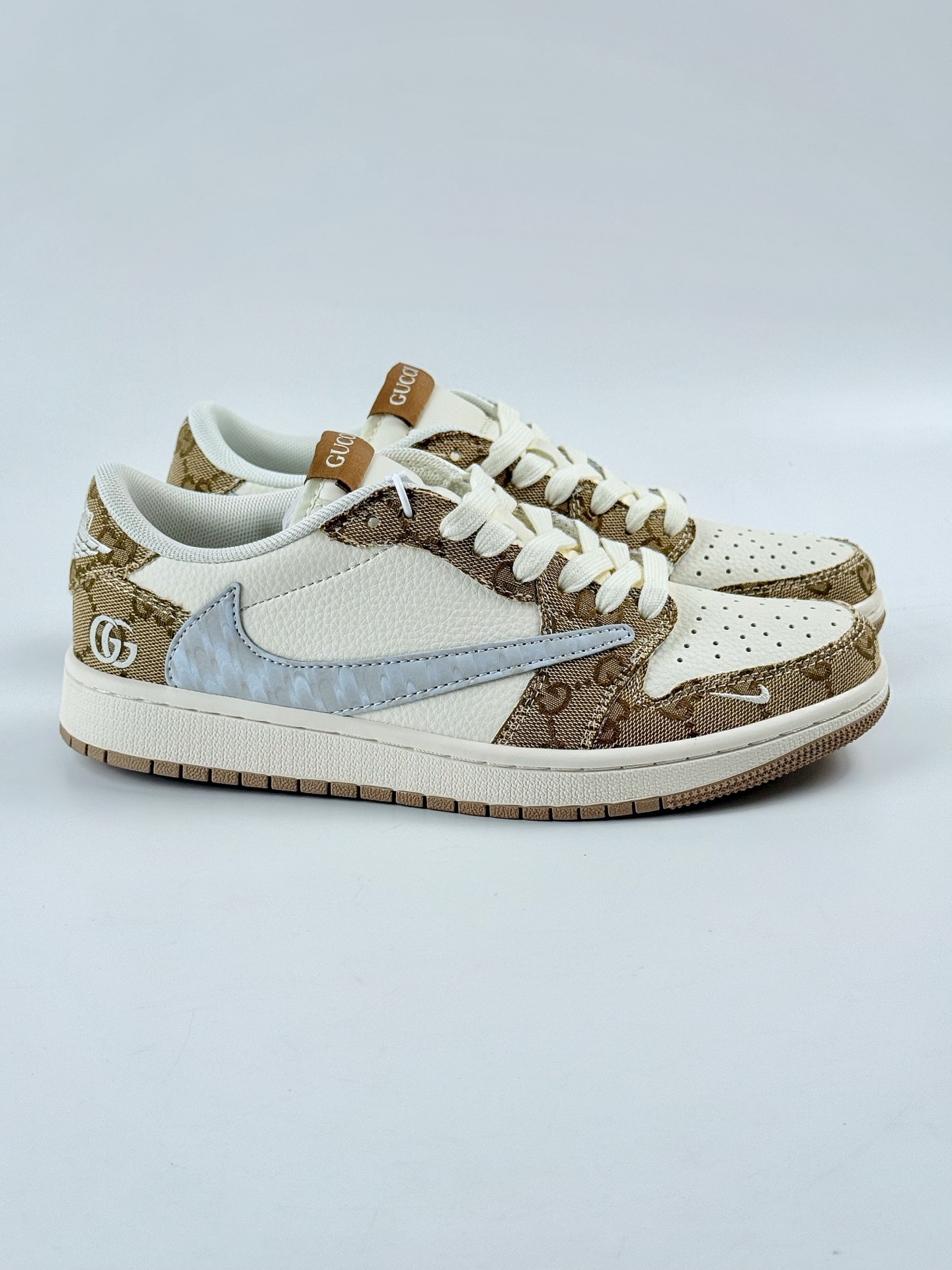 Travis Scott x Nike Air Jordan 1 Low x GUCCI Air Jordan 1 Low 反转暗橙白小勾倒钩  XS7089-603