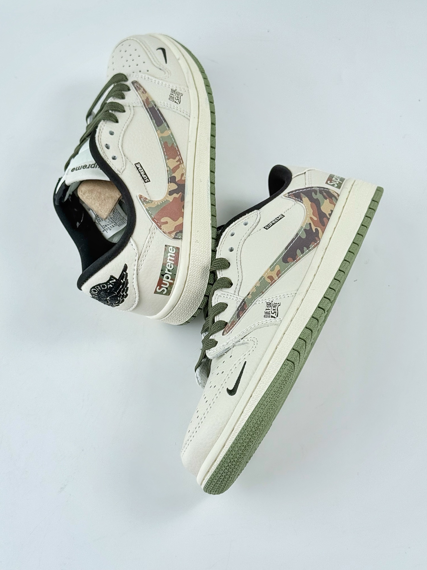 Travis Scott x Nike Air Jordan 1 Low x superme Air Jordan 1 Low 反转白绿小勾倒钩  XS2024-046