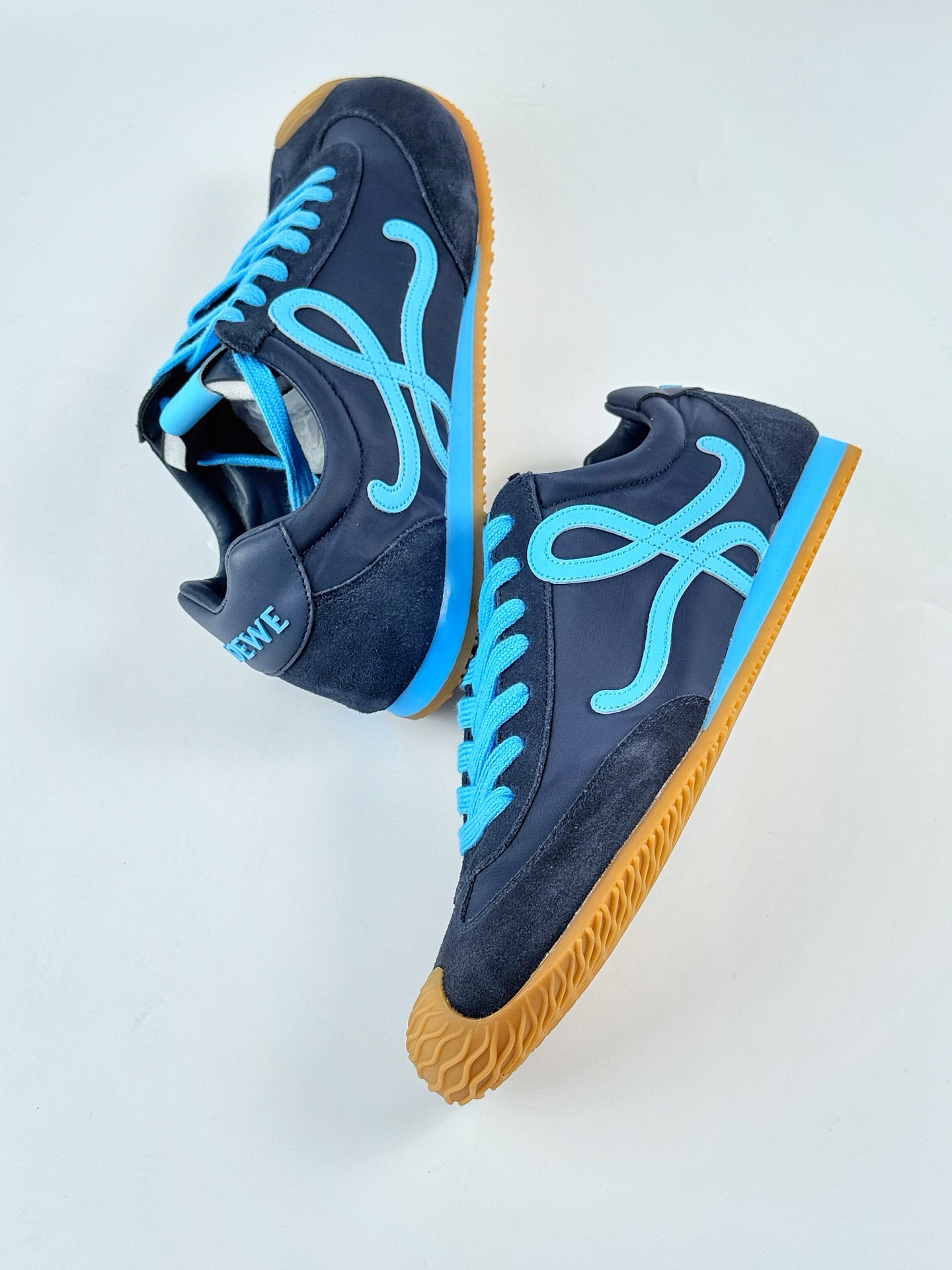 配件+10 罗意威Loewe Ballet Runner 2.0 Sneakers 芭蕾舞2.0系列阿甘复古风德训薄底百搭休闲运动鞋