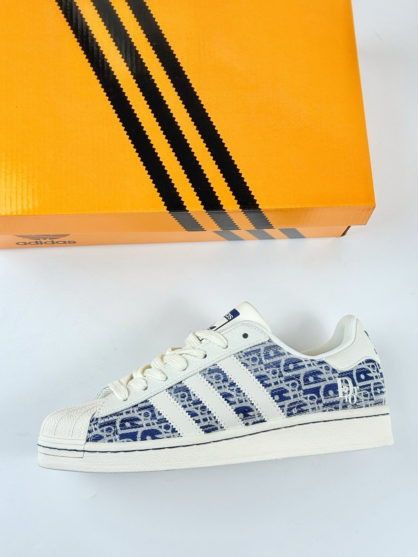 AD Originals Superstar x DIOR 白黑 HS3081
