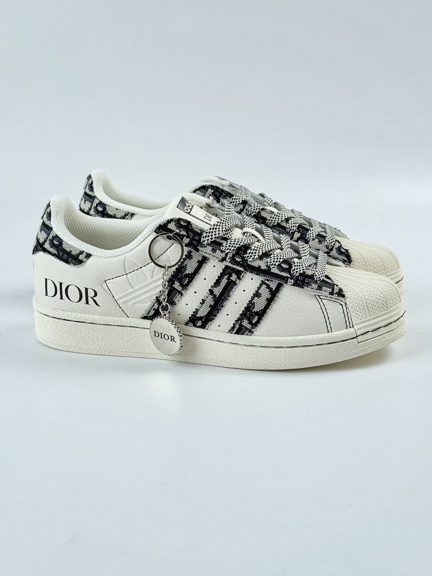 AD Originals Superstar x DIOR 白黑满天星  XS0019