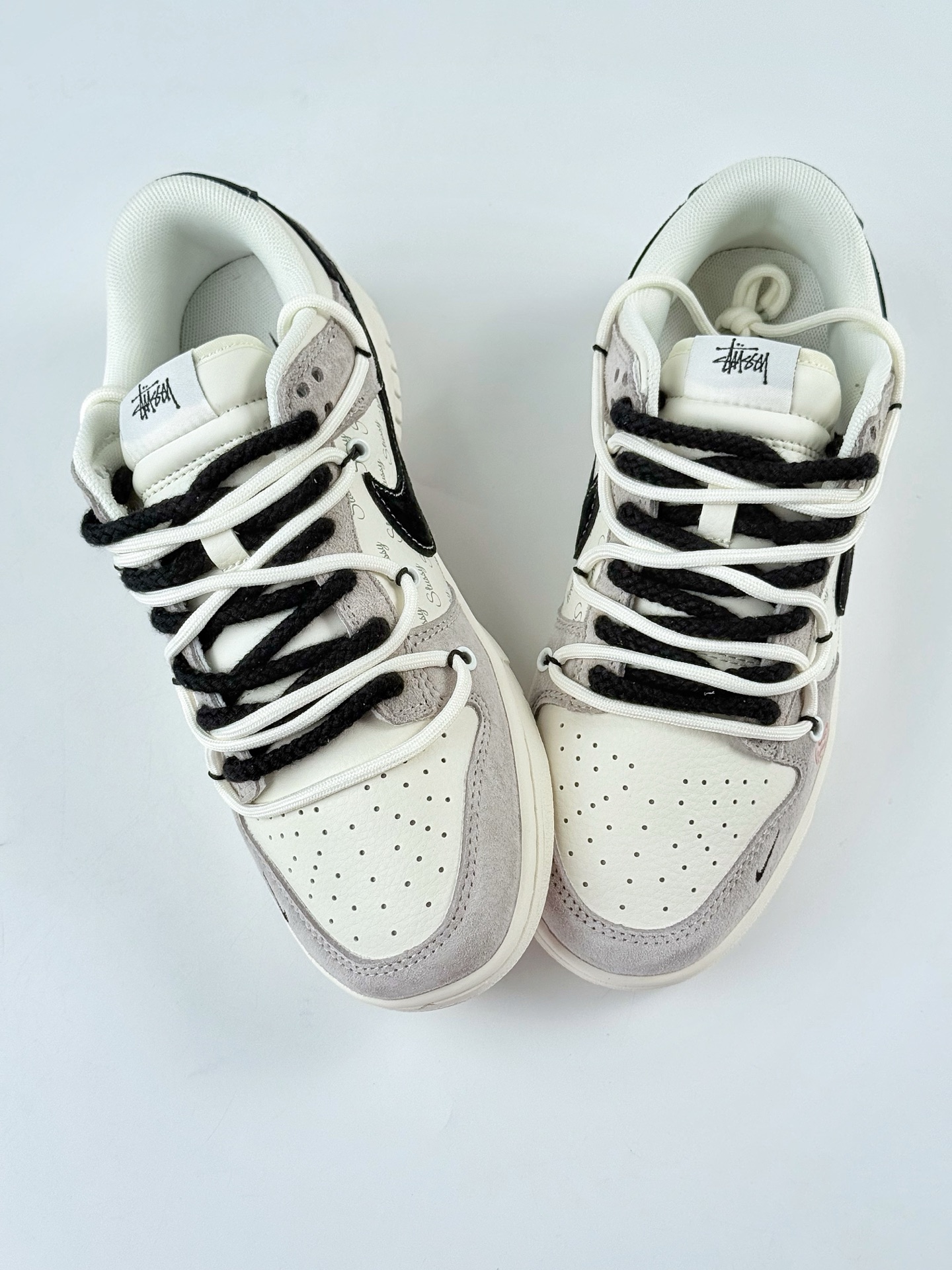 Nike SB Dunk Low x Stussy 灰白小钩绑带  SJ2068-306