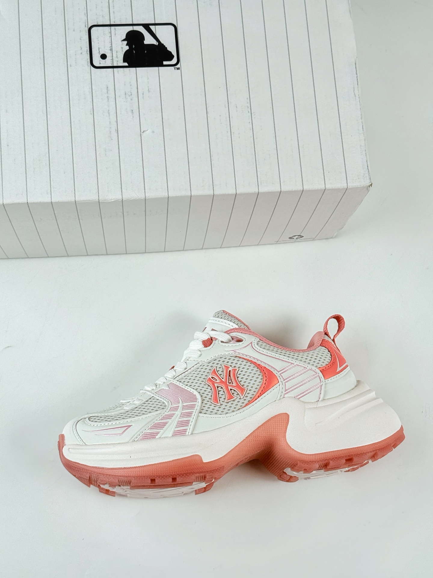 NY美国榄球洋基队 x MLB Chunky Runner Basic 厚底老爹厚底休闲运动慢跑鞋 3ASHW045N