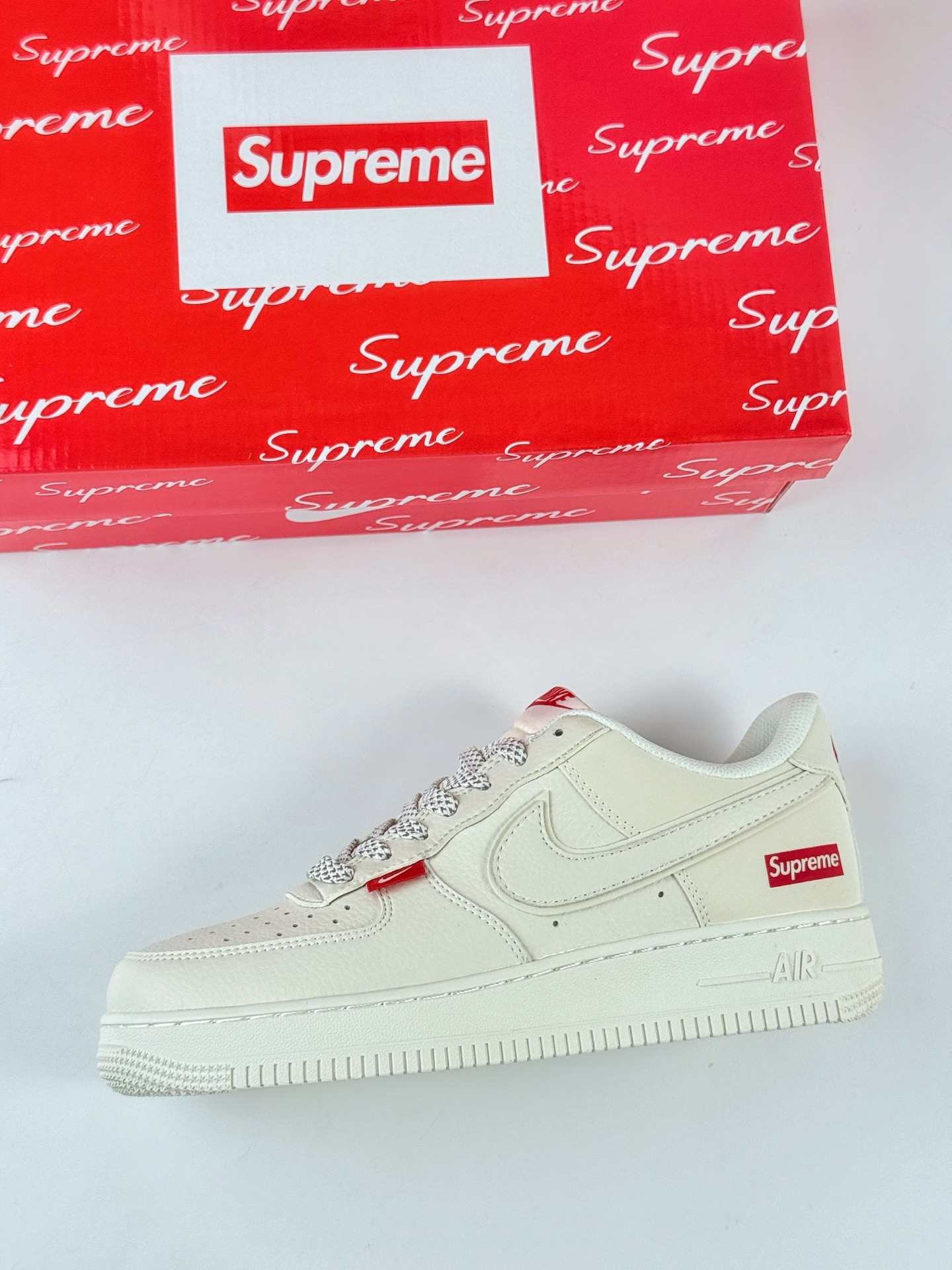 Nike Air Force 1 Low 07 x Supreme 米白红满天星  CS5288-011