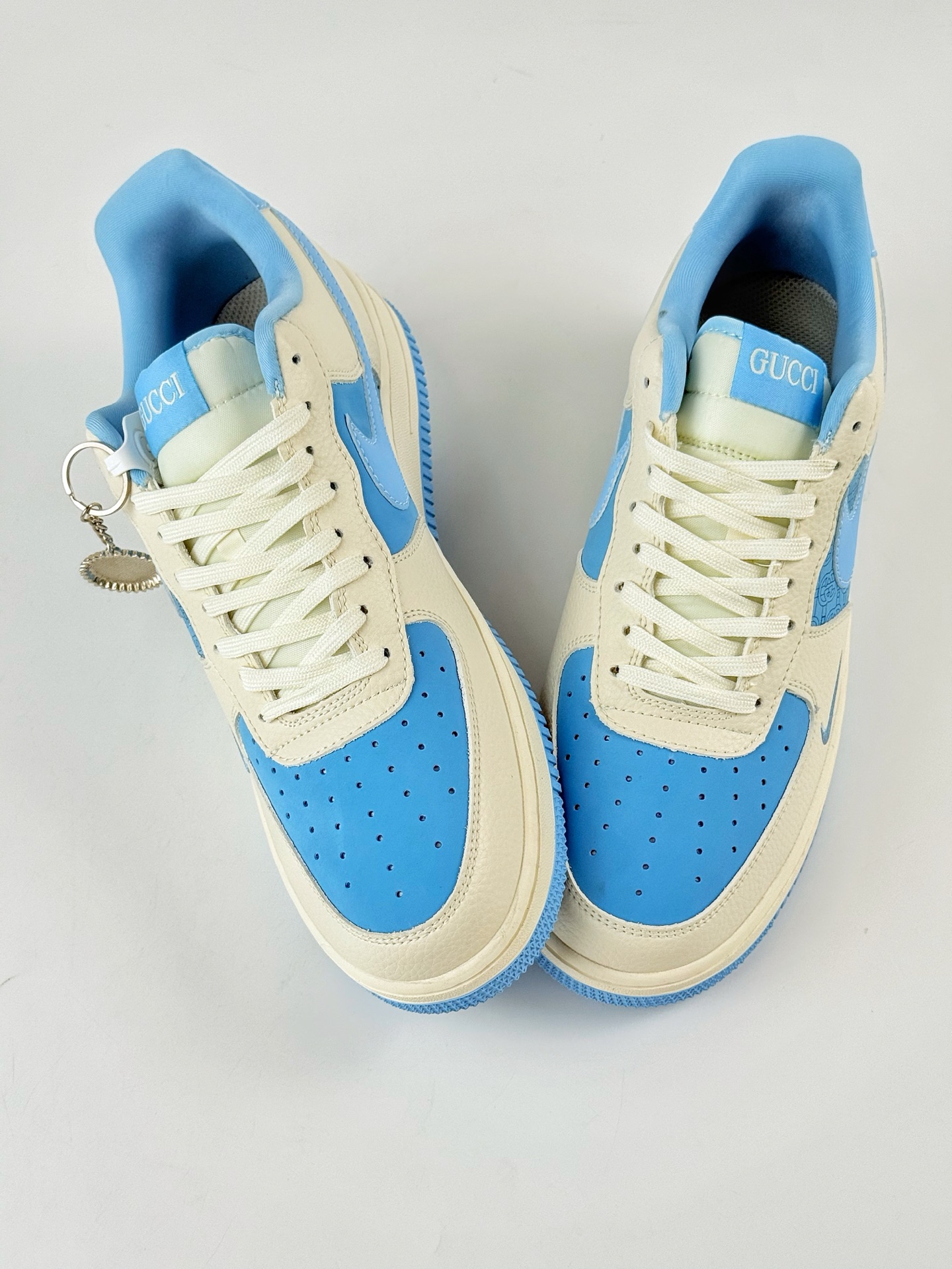 Nike Air Force 1 Low 07 x GUCCI 白蓝小钩 DF0188-067 Nike Air Force 1 Low 07 x GUCCI 白蓝小钩 DF0188-067