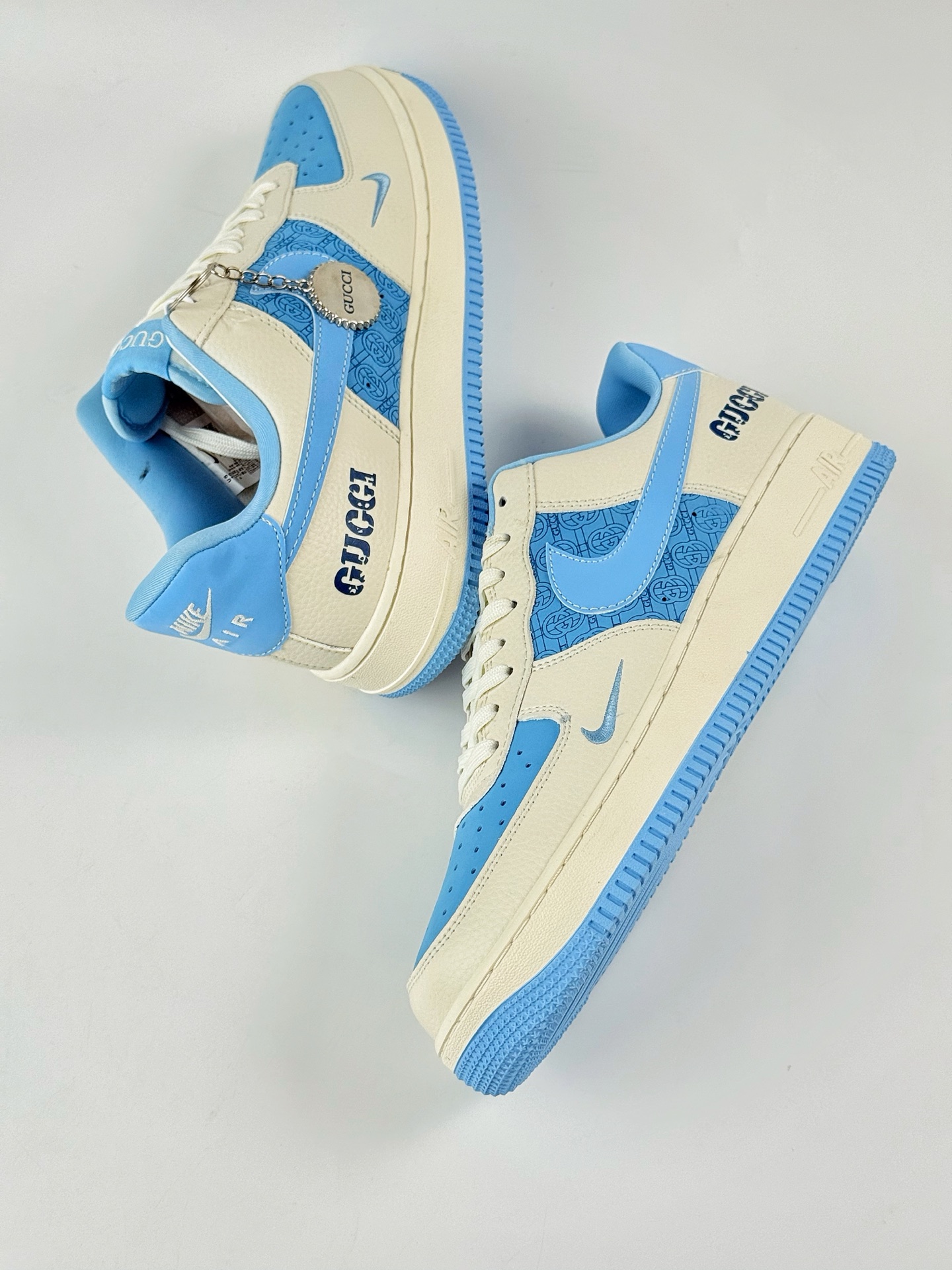 Nike Air Force 1 Low 07 x GUCCI 白蓝小钩 DF0188-067 Nike Air Force 1 Low 07 x GUCCI 白蓝小钩 DF0188-067