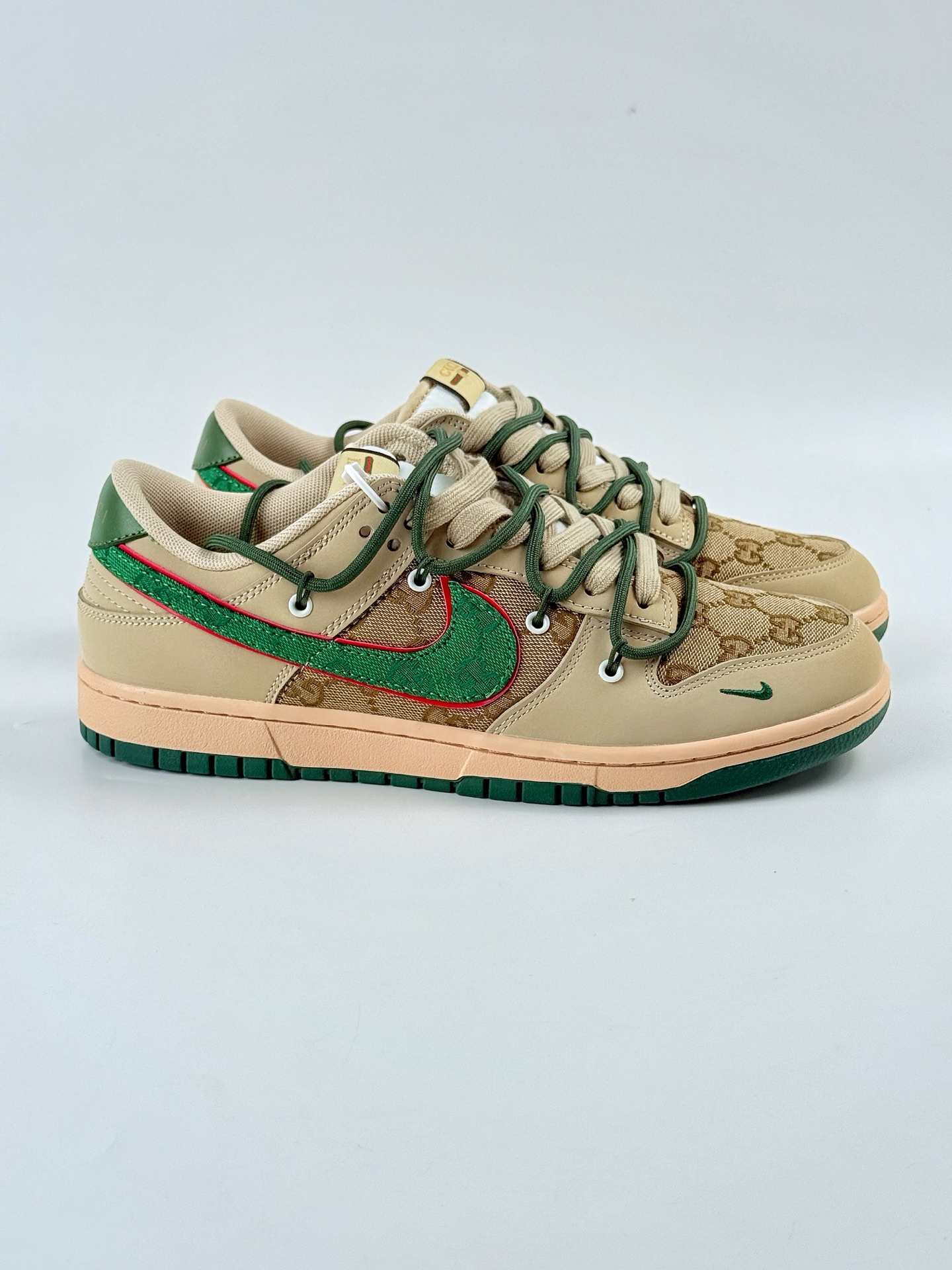 Nike SB Dunk Low x GUCCI 棕绿小勾  DM6868-087