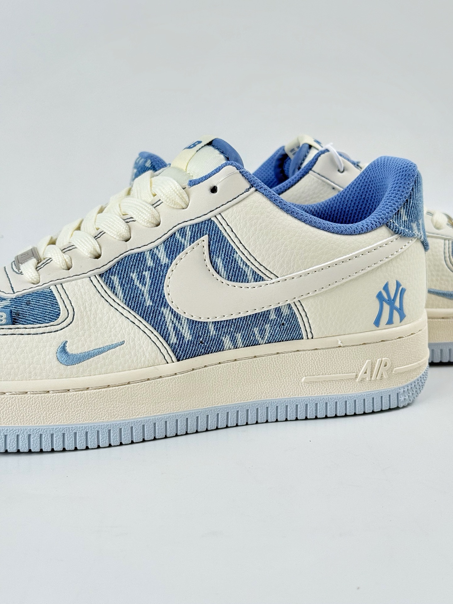 Nike Air Force 1 Low 07 x MLB 白蓝小勾  HS8068-015