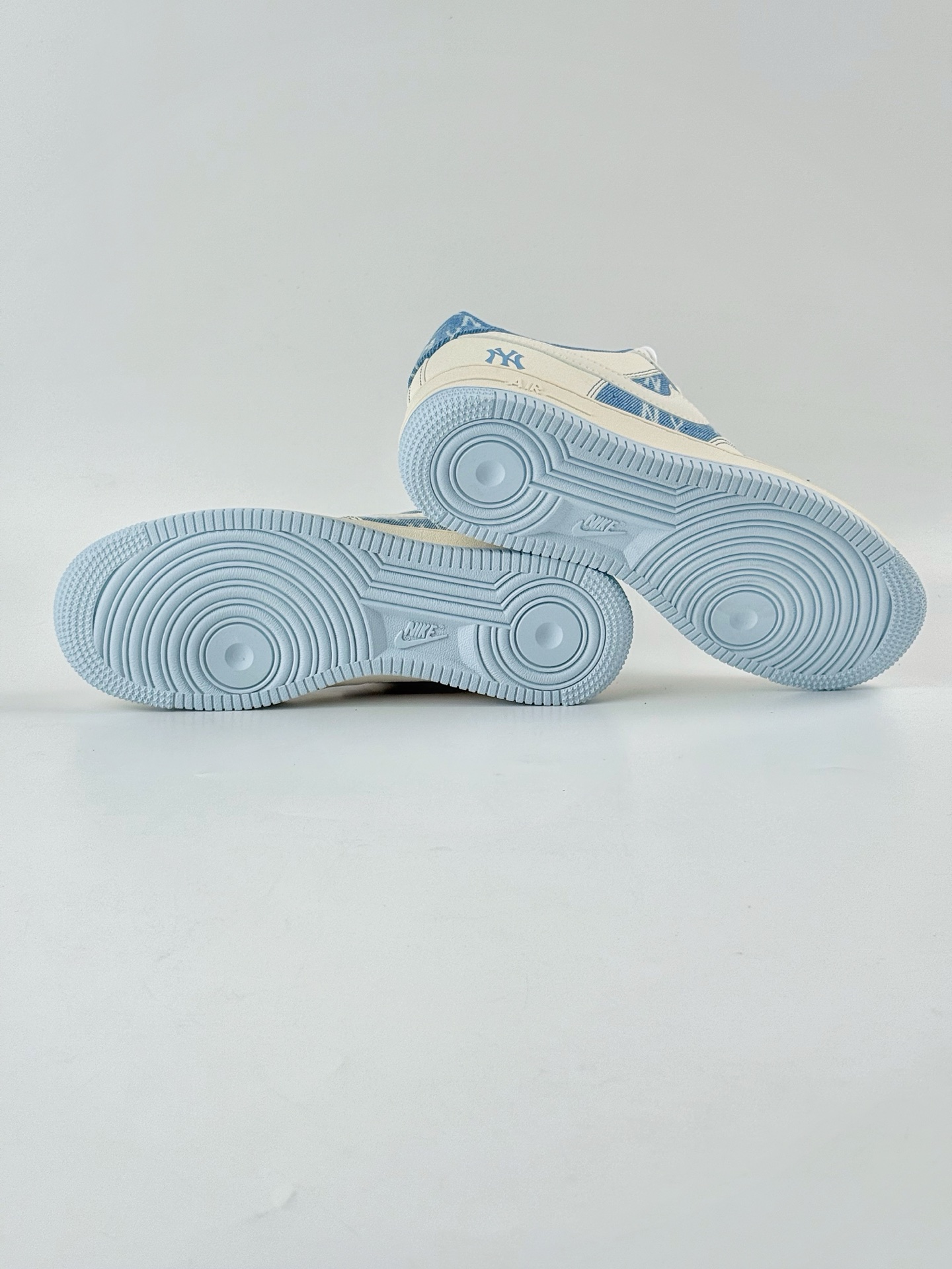 Nike Air Force 1 Low 07 x MLB 白蓝小勾  HS8068-015