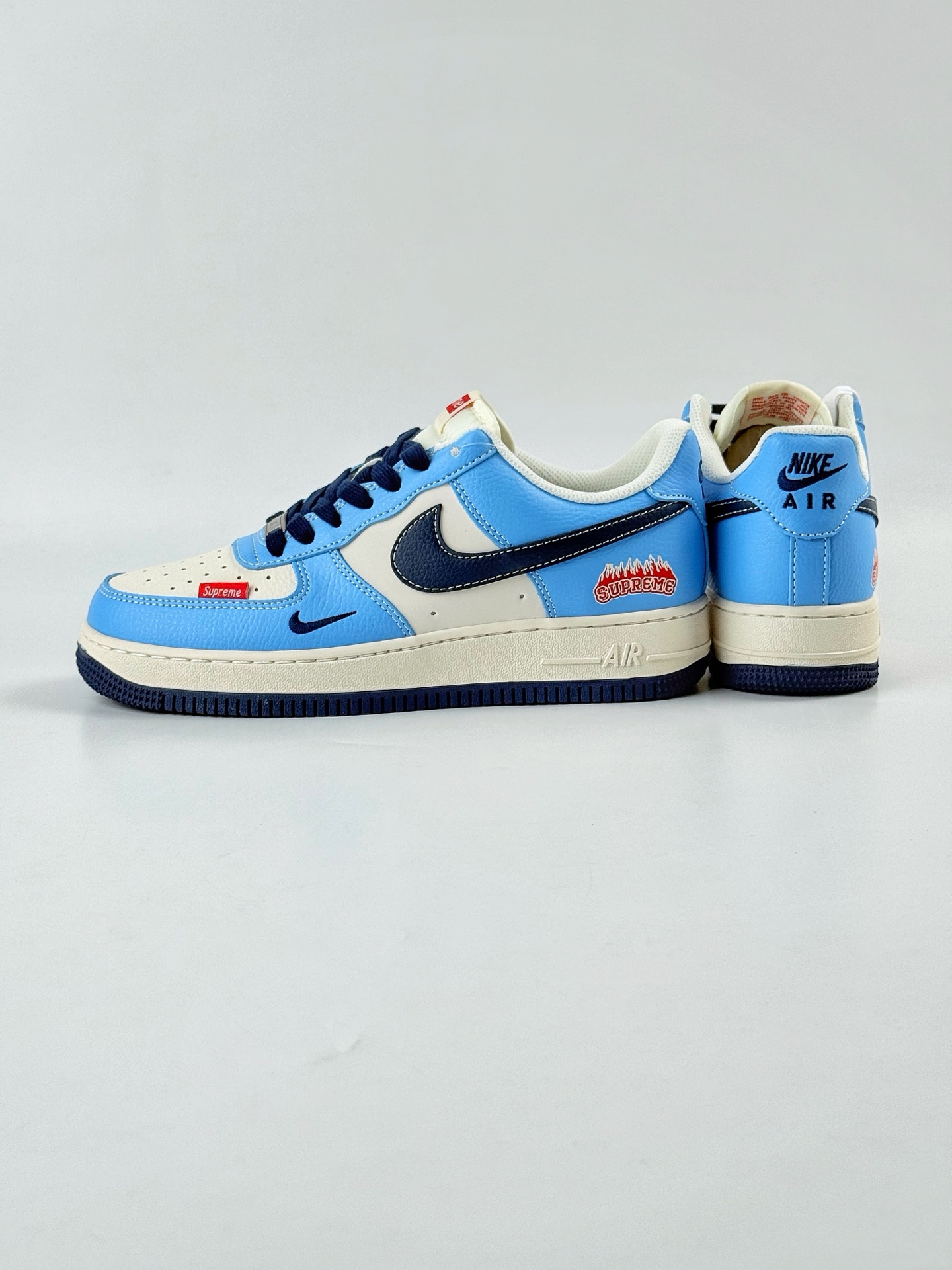 Nike Air Force 1 Low 07 x superme 蓝白小勾 HS8068-020 Nike Air Force 1 Low 07 x superme 蓝白小勾 HS8068-020