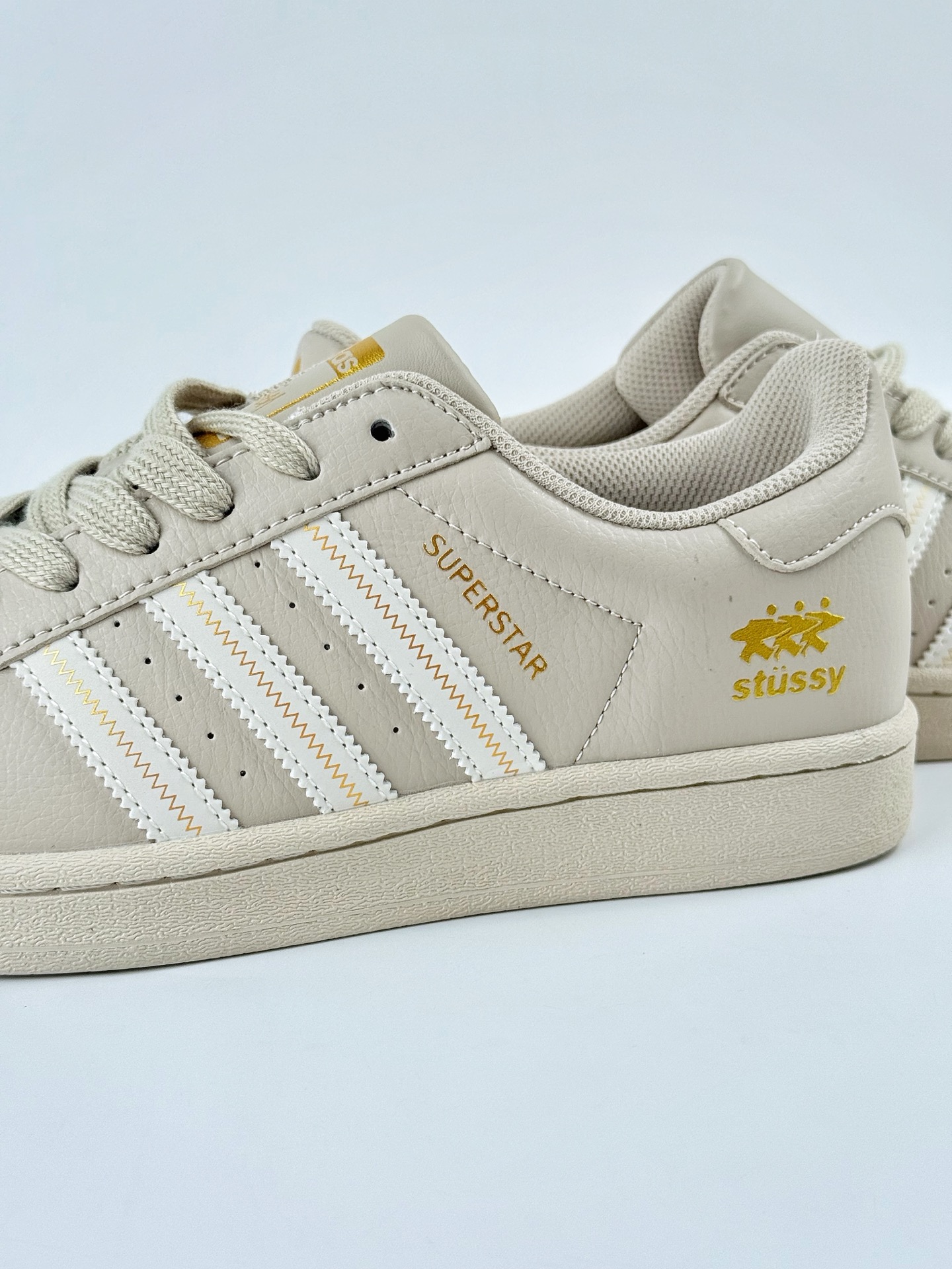 AD Originals Superstar x Stussy 棕白  SD6811