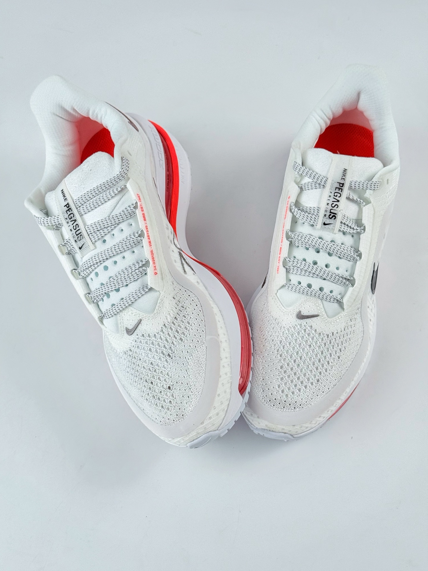 Nike Pegasus Premium 减震防滑耐磨透气 低帮跑步鞋 HQ2592-101 Nike Pegasus Premium 减震防滑耐磨透气 低帮跑步鞋 HQ2592-101