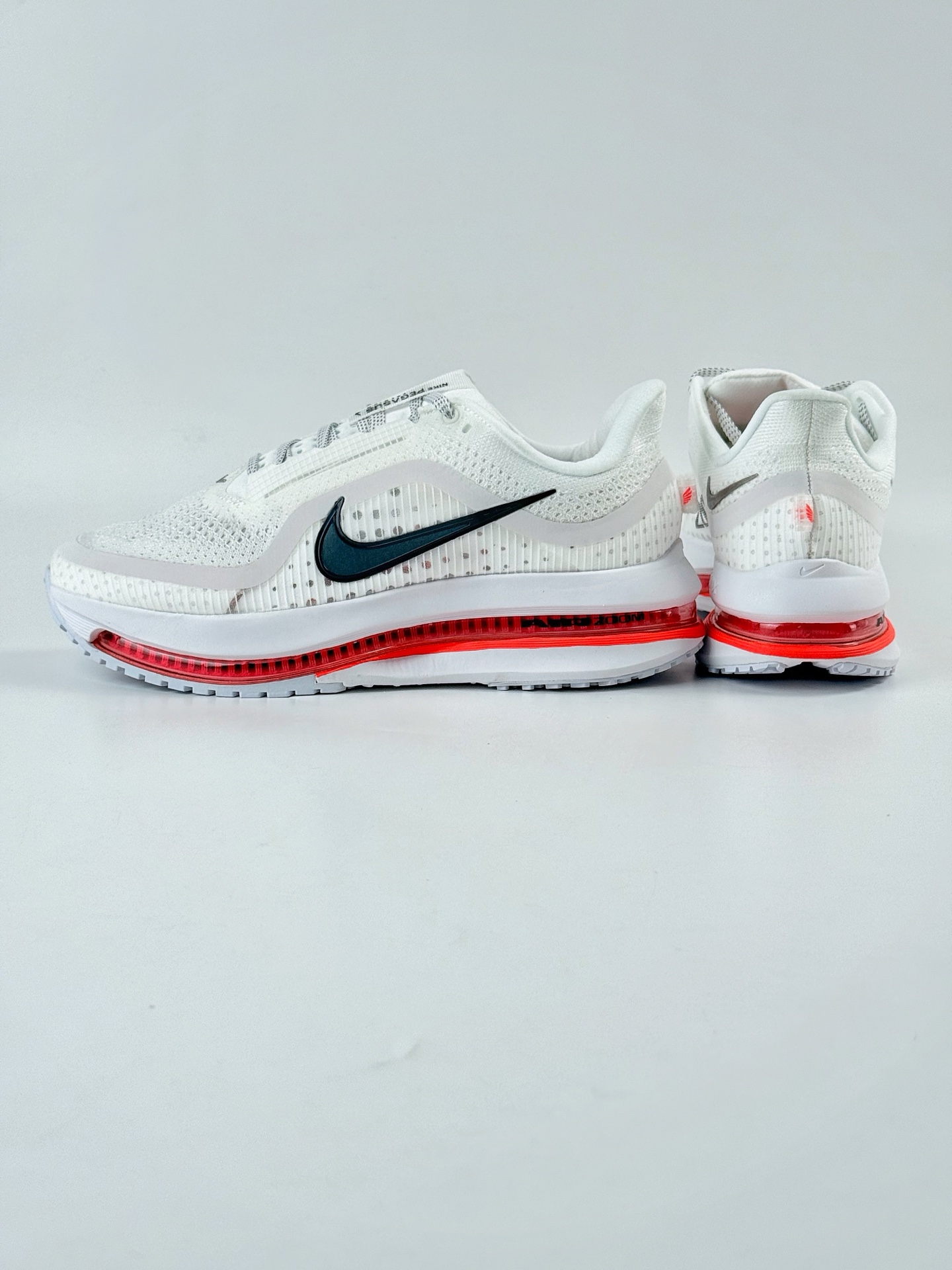 Nike Pegasus Premium 减震防滑耐磨透气 低帮跑步鞋 HQ2592-101 Nike Pegasus Premium 减震防滑耐磨透气 低帮跑步鞋 HQ2592-101