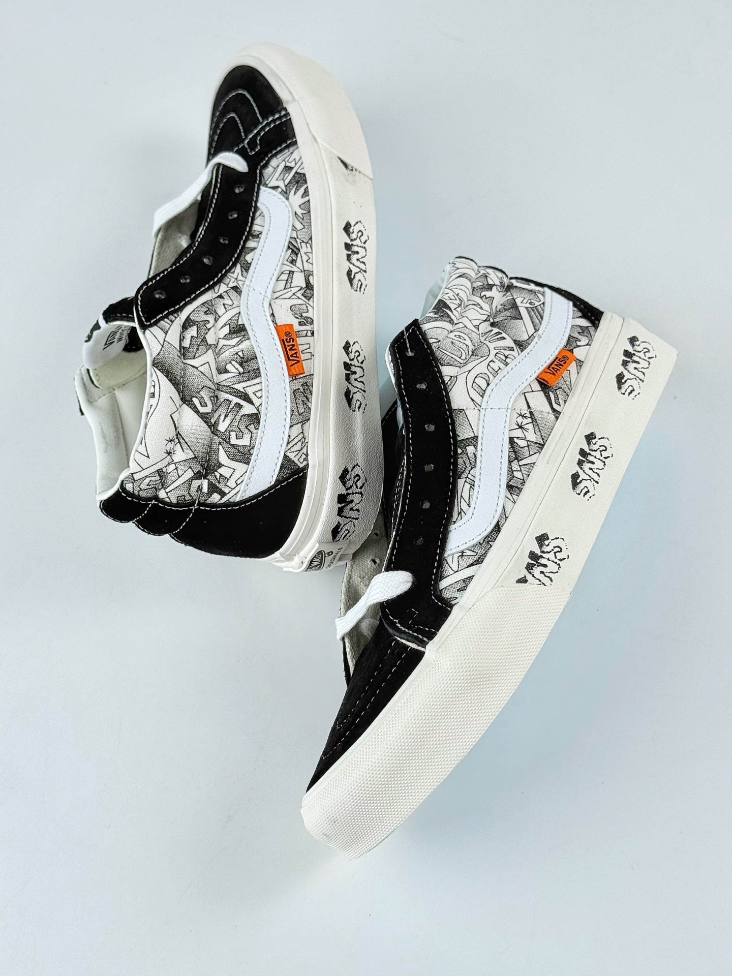 Vans Sk8-Mid Pro x Antihero 合作款 专业滑板鞋 VN0A347UVGDYK Vans Sk8-Mid Pro x Antihero 合作款 专业滑板鞋 VN0A347UVGDYK