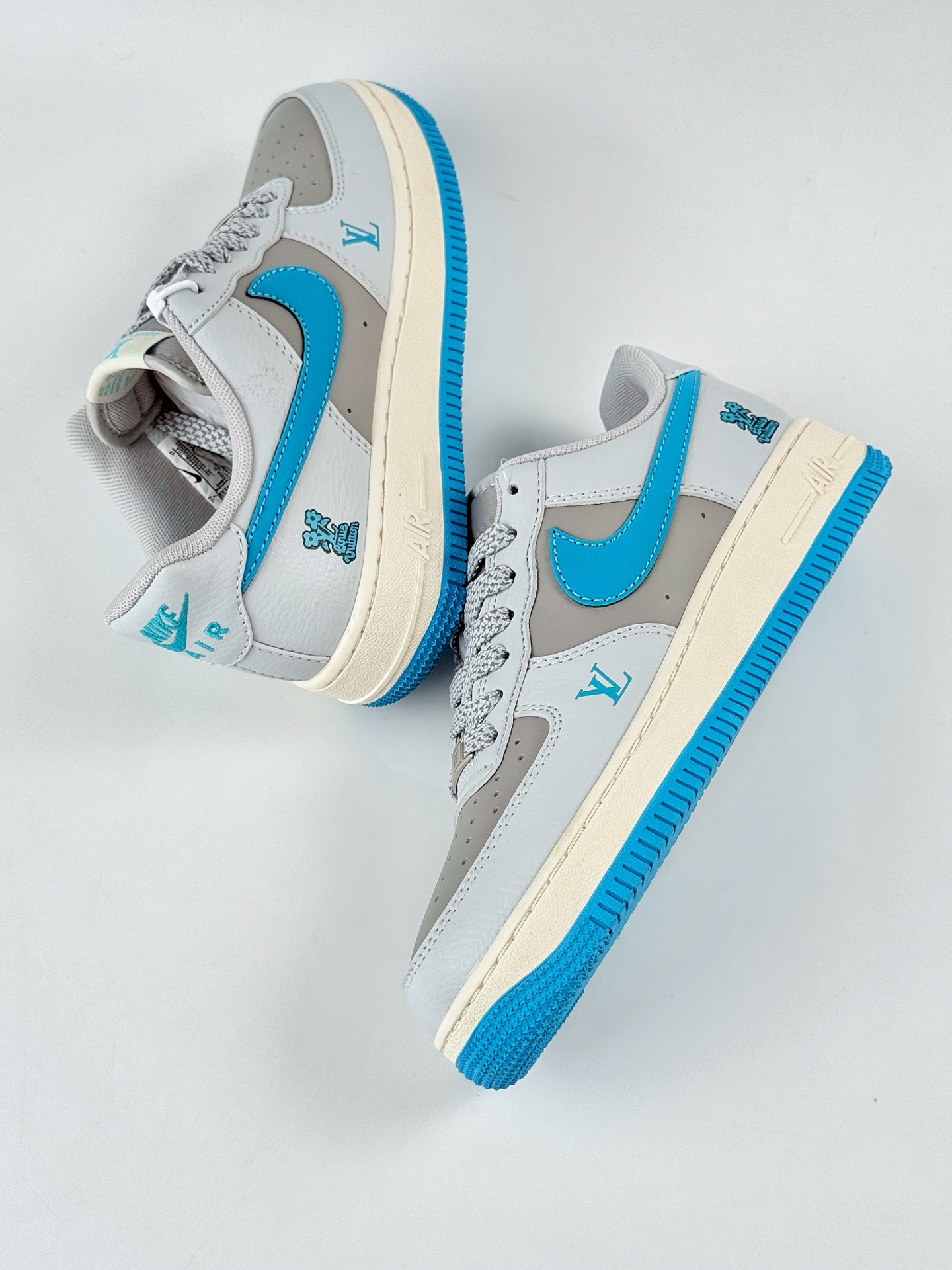 Nike Air Force 1 Low 07 x Louis Vuitton 灰蓝满天星  JJ2508-704