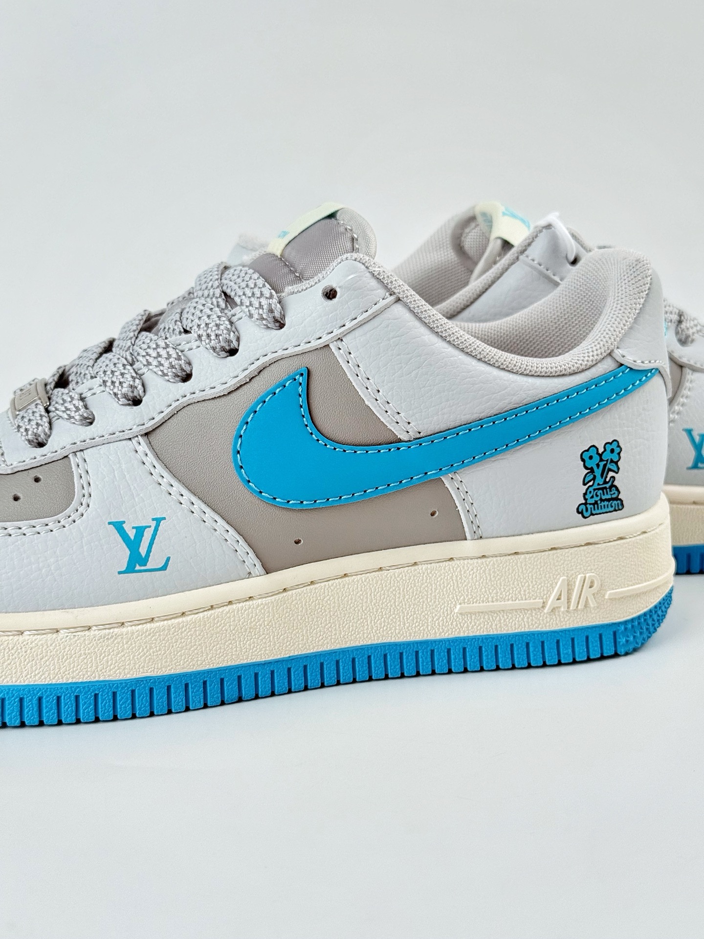 Nike Air Force 1 Low 07 x Louis Vuitton 灰蓝满天星  JJ2508-704
