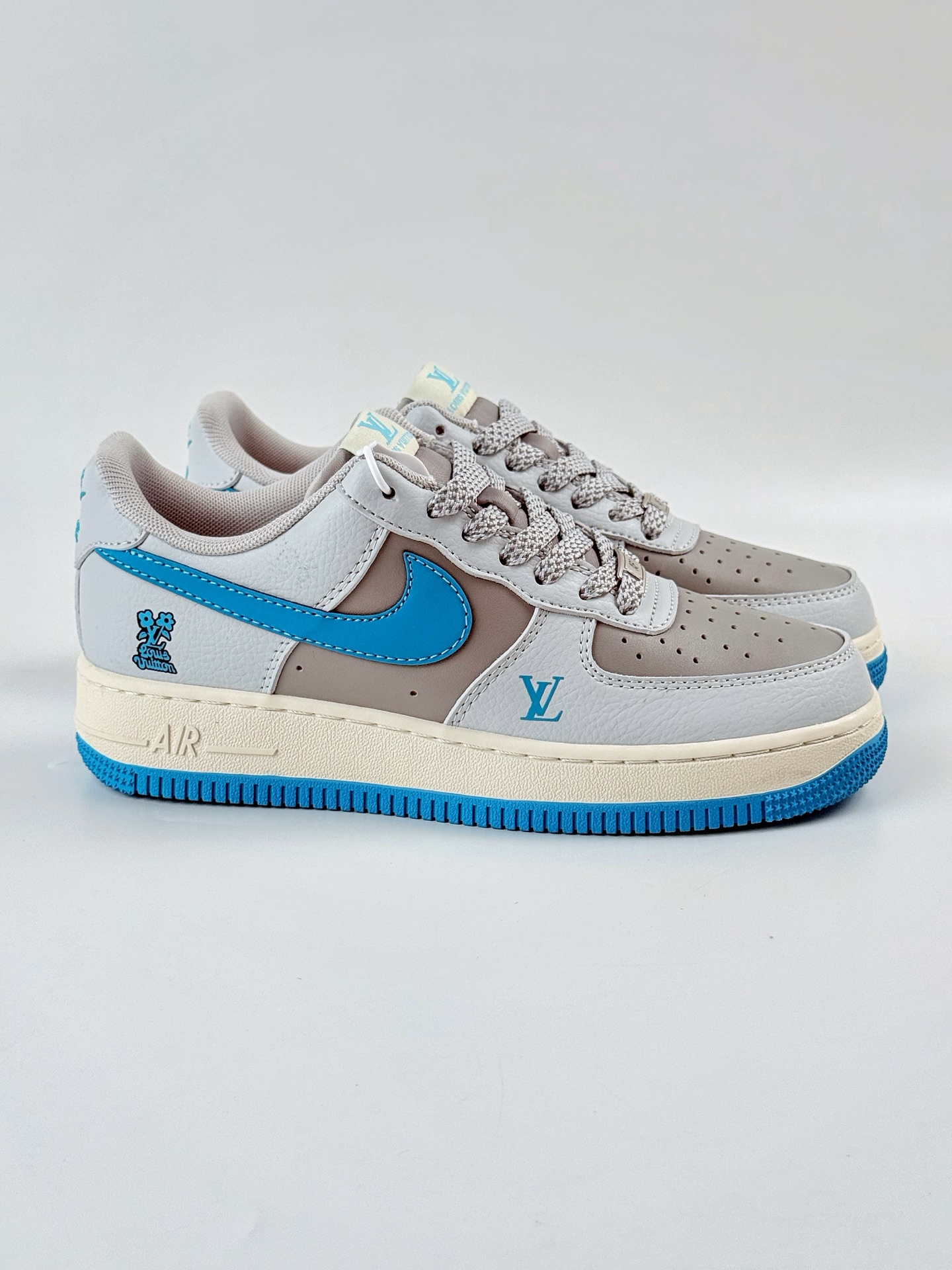 Nike Air Force 1 Low 07 x Louis Vuitton 灰蓝满天星  JJ2508-704