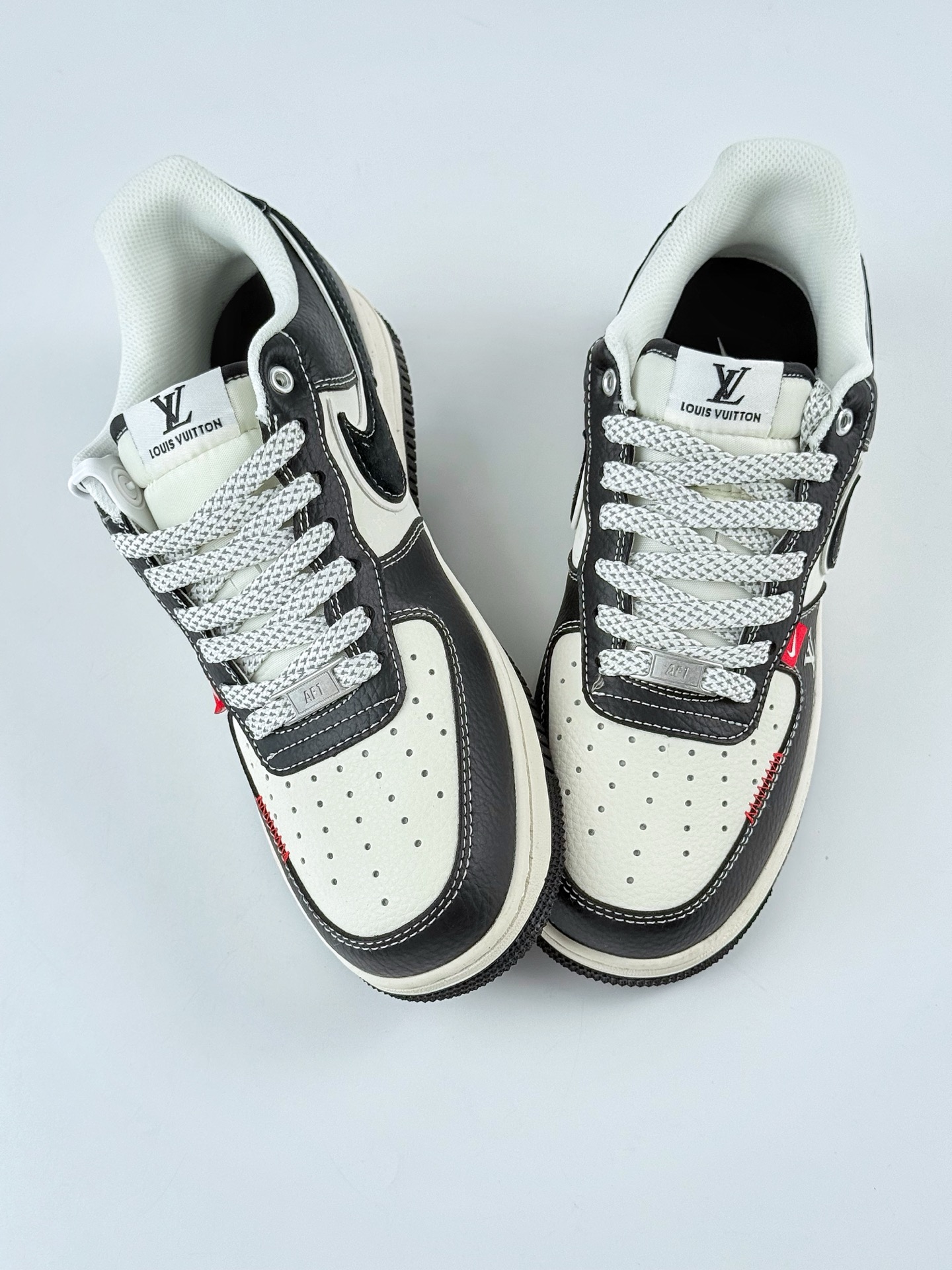 Nike Air Force 1 Low 07 x Louis Vuitton 黑白双小勾满天星 YX5066-349 Nike Air Force 1 Low 07 x Louis Vuitton 黑白双小勾满天星 YX5066-349