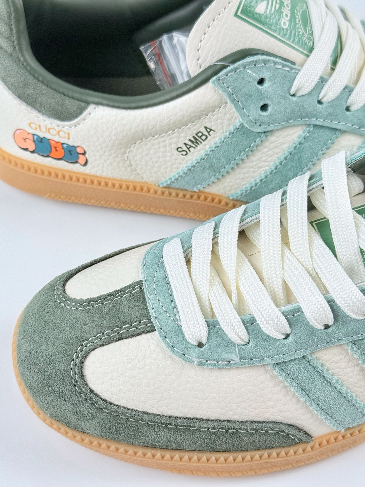 adidas originals Samba OG x GUCCI 白绿 桑巴舞系列复古经典轻便板鞋 DX0001