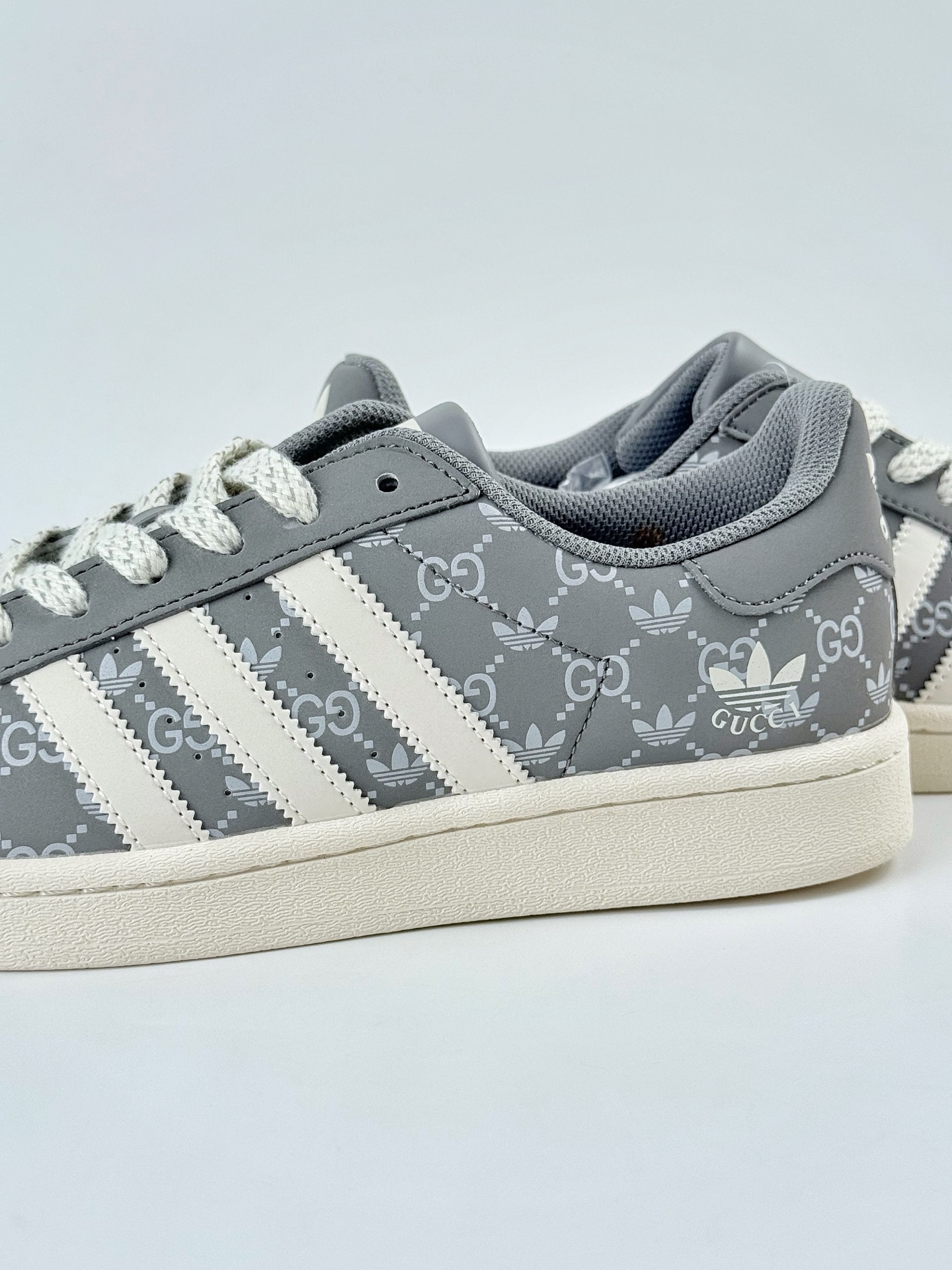 AD Originals Superstar x GUCCI 灰白满天星 SD6818