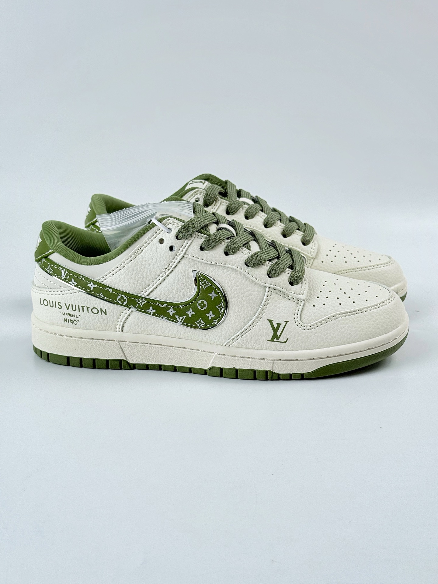 Nike SB Dunk Low x Louis Vuitton 白绿 JY6988-108 Nike SB Dunk Low x Louis Vuitton 白绿 JY6988-108