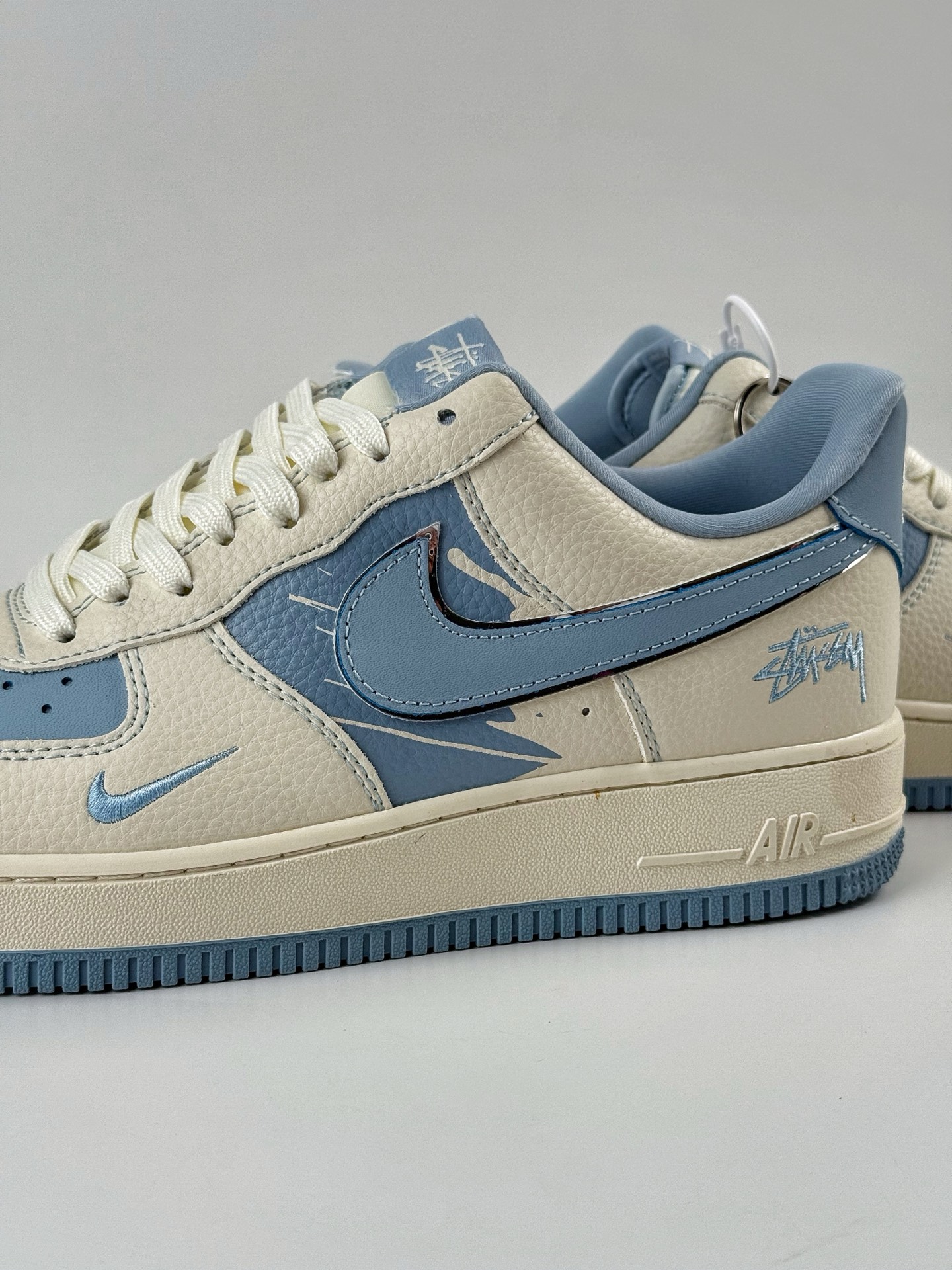 Nike Air Force 1 Low 07 x Stussy 白蓝小勾  KK1988-090